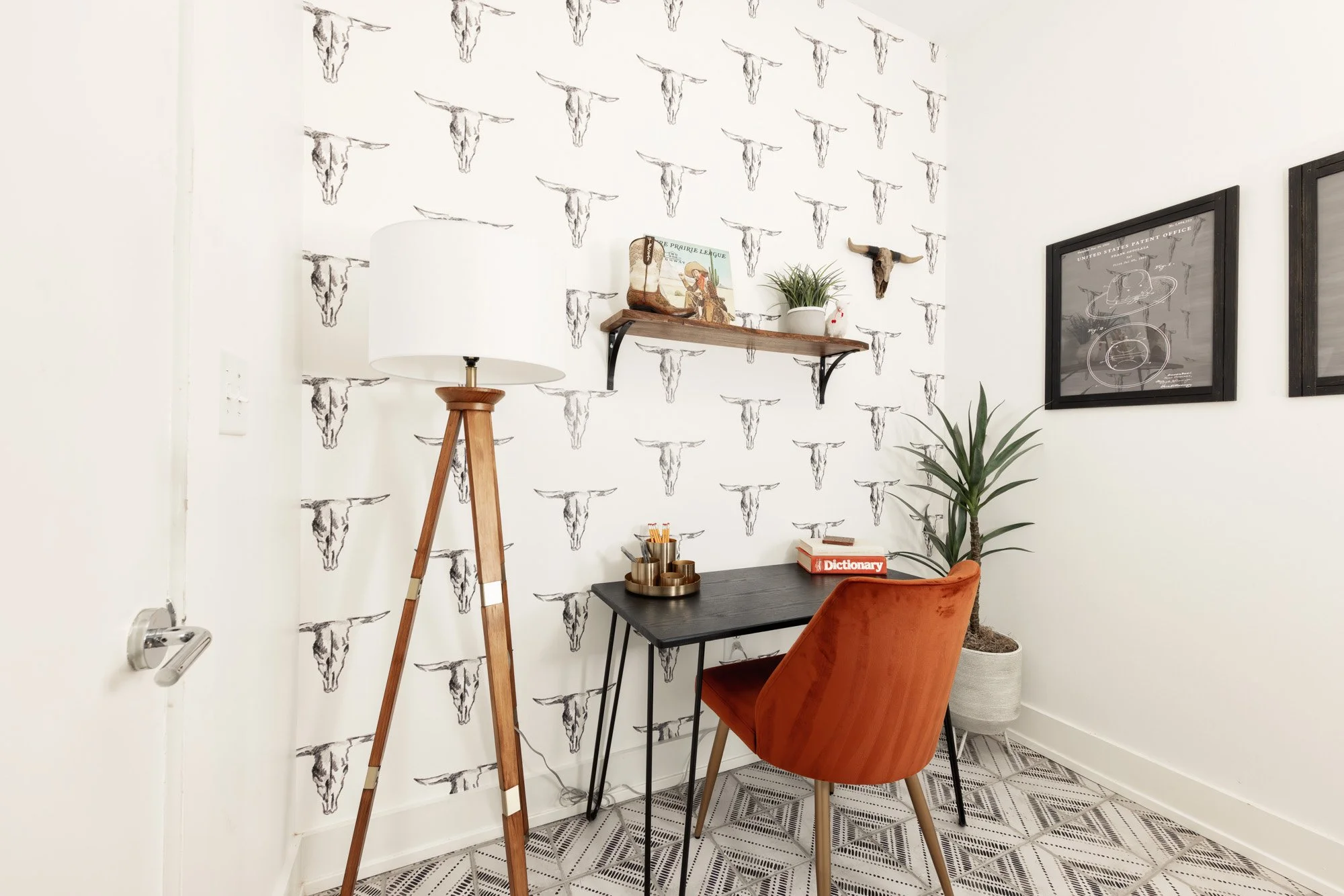 1015 Glenview Dr-031-Edit-Edit.jpg