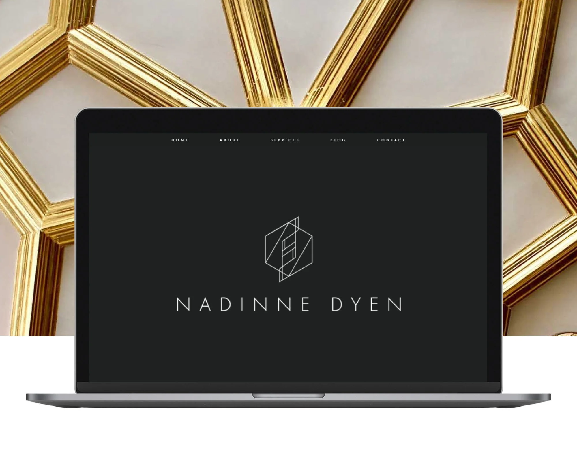 Nadinne Dyen.jpg