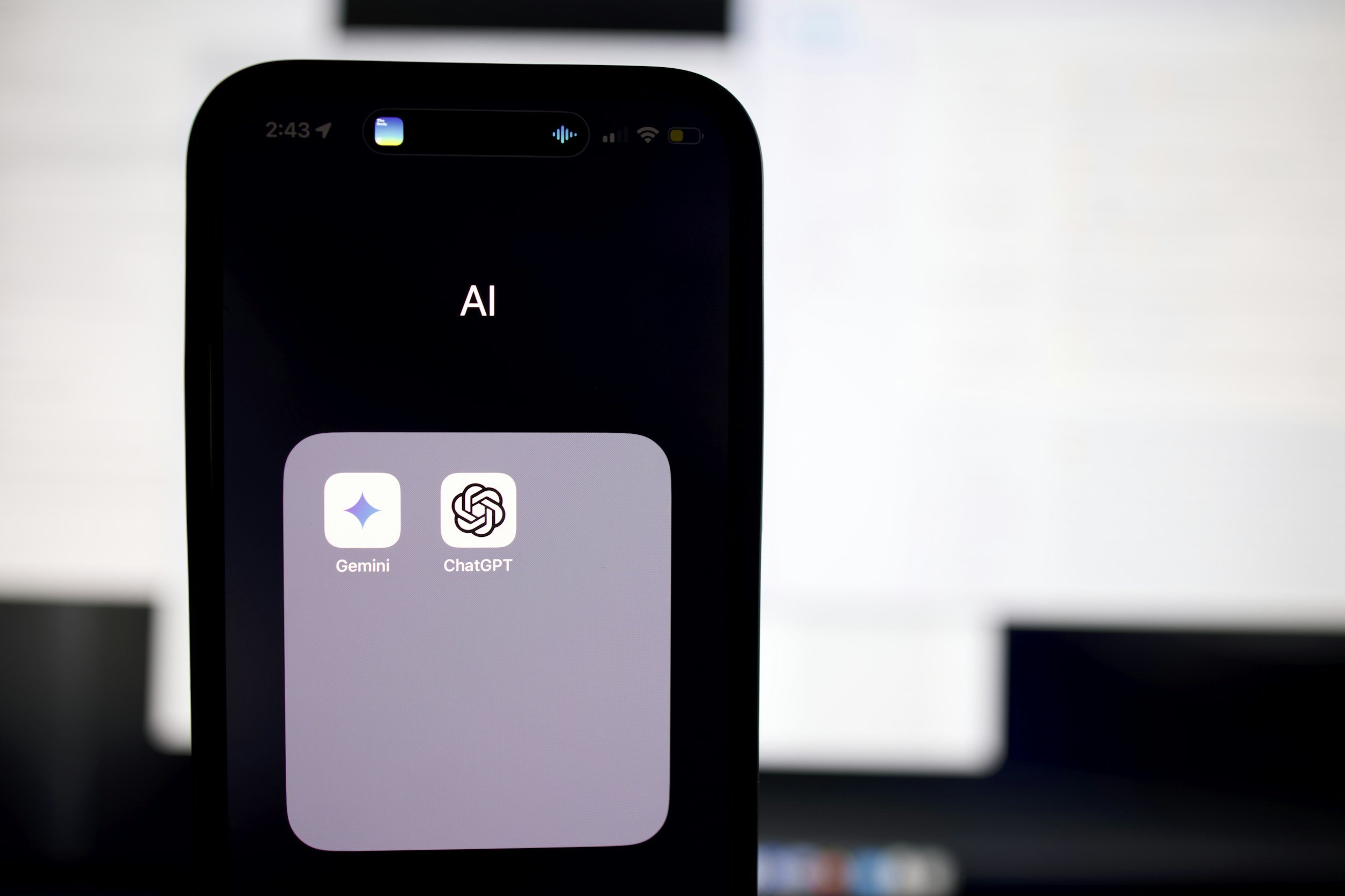 AI Referred Shoppers Generate 53% More Revenue Report article cover image