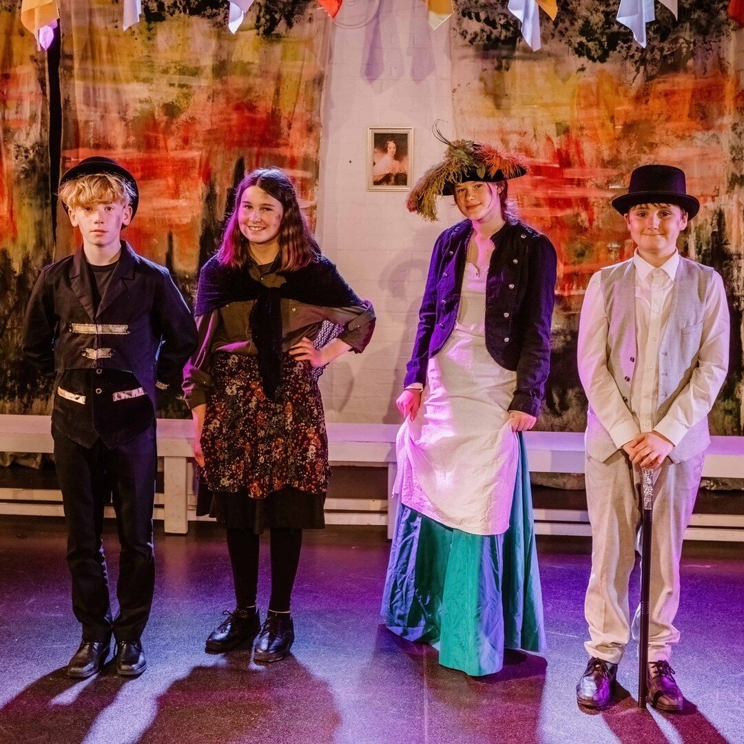 Do you know a young person aged 10 - 14 with a growing passion for the performing arts?

Well, we have a few last remaining spaces left in DNYT Acting for academic years 6-8! In these fun weekly sessions participants will create scenes and characters