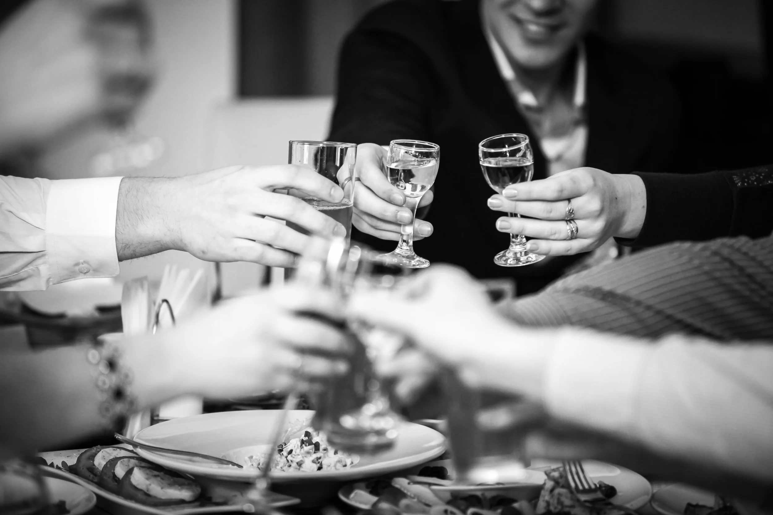 The employer pays Zorce 5 days after the jobseeker starts