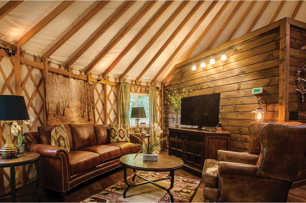 PRB0418_PacificYurts5.jpg