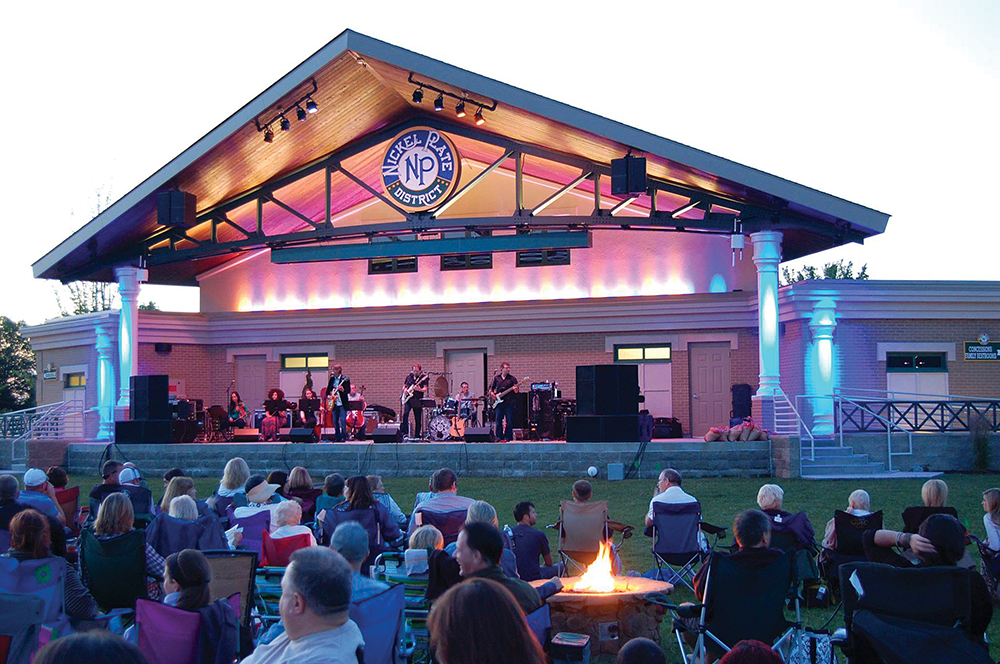PRB1018_Elliot_Amphitheater1.jpg