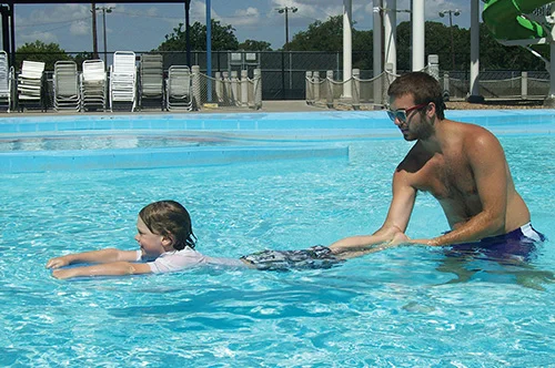 PRB0414_Bibb_Lifeguards1.jpg