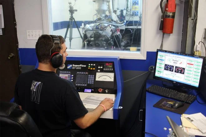 ls7-engine-dyno-photo-09.jpg