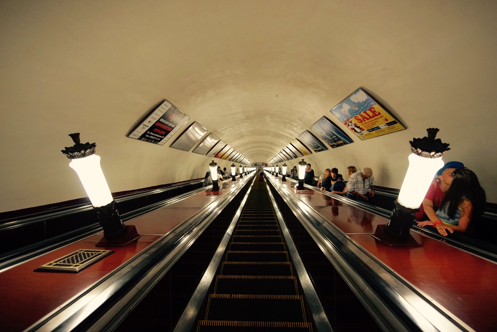 Metrô de Moscou e todo seu charme. 