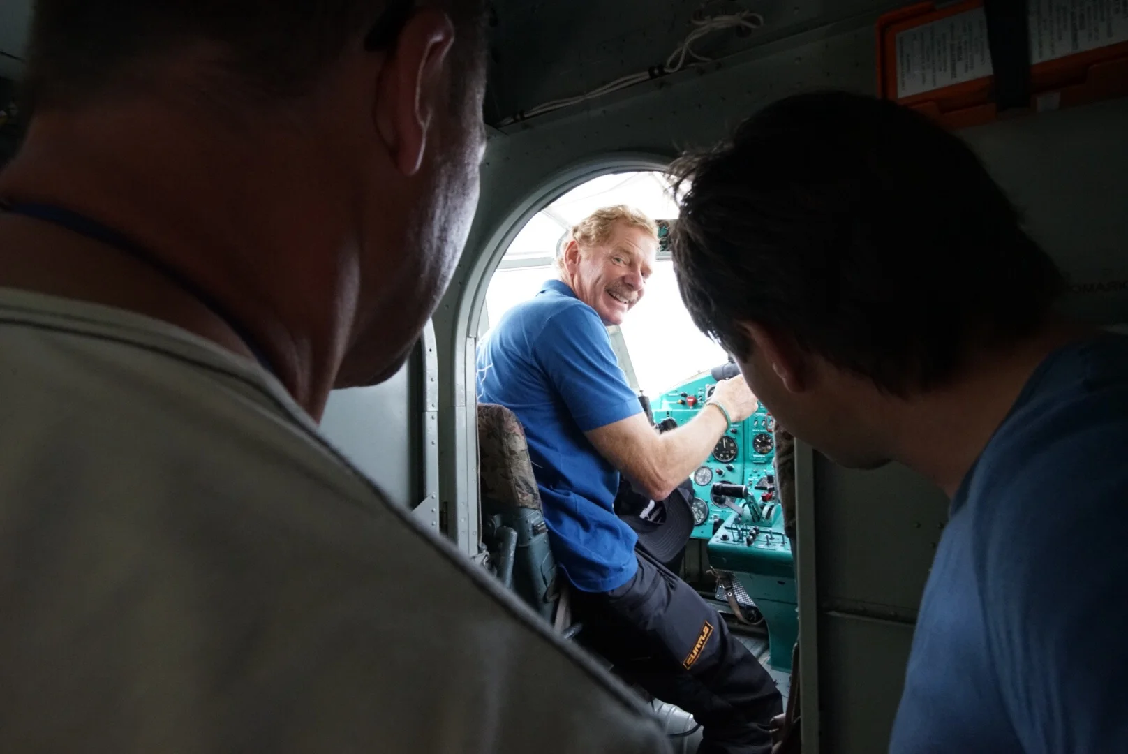 Gerard "pouco" feliz de entrar num Antonov AN2