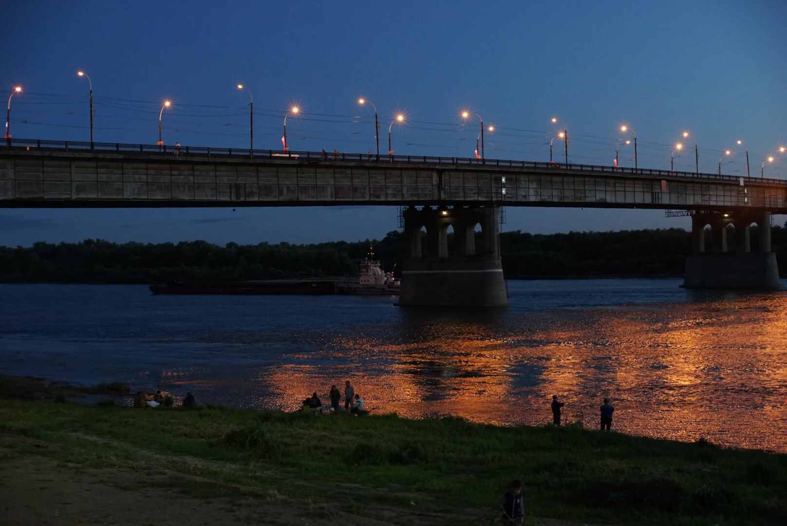 Ponte sobre o Rio Irtich