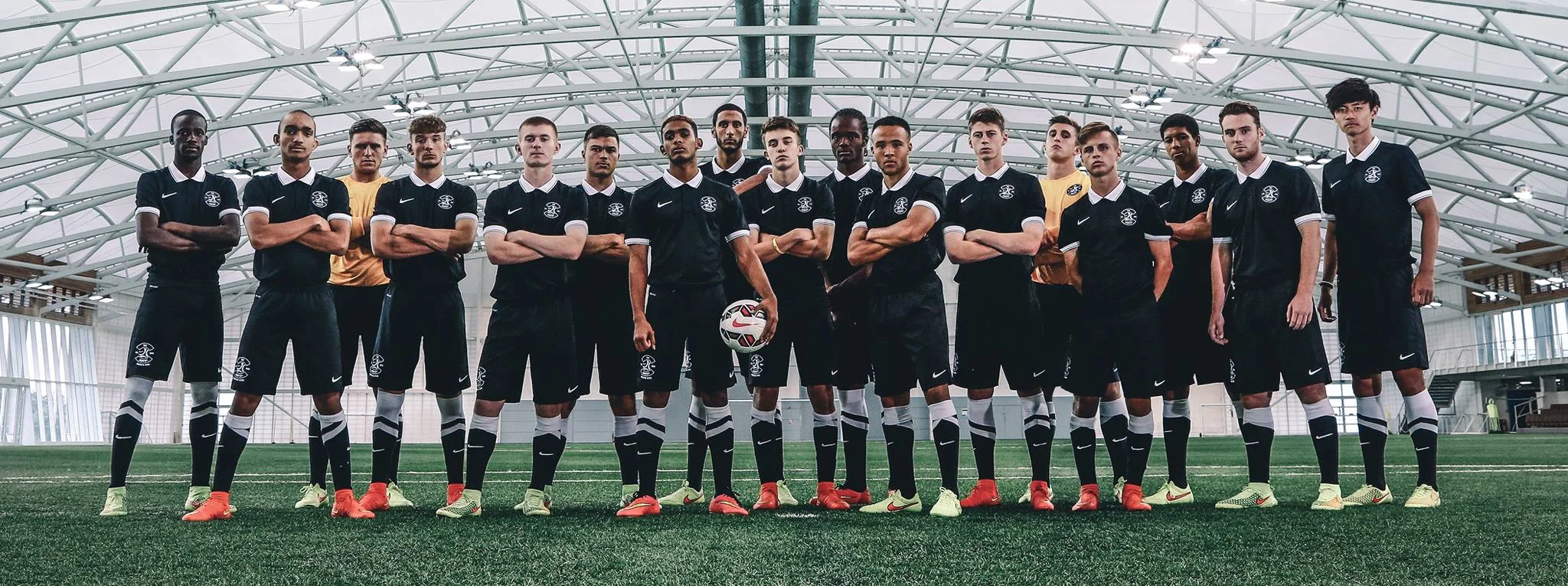 NIKE ACADEMY 001.jpg