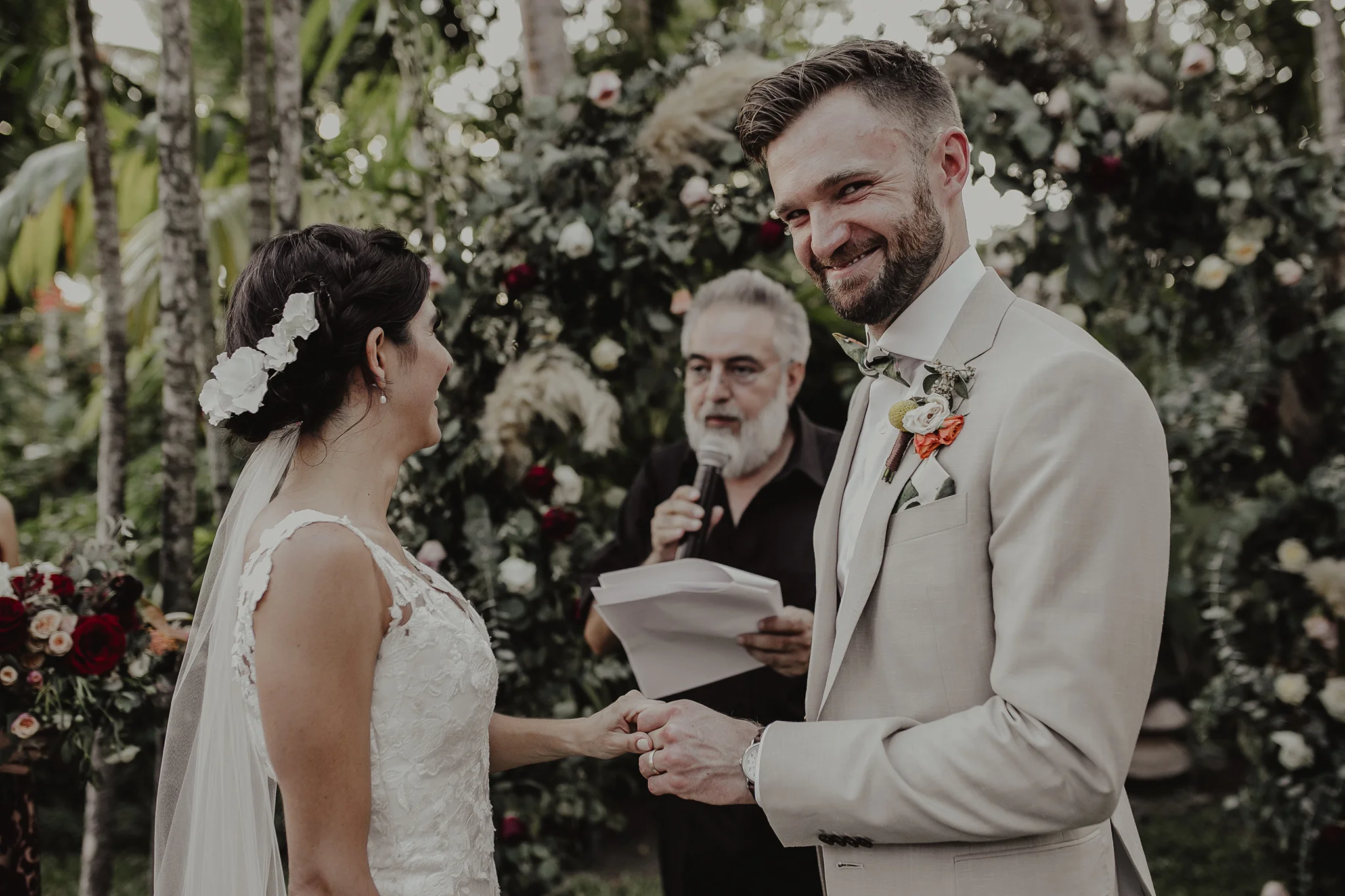 0245M&Cslide_WeddingMerida_.jpg
