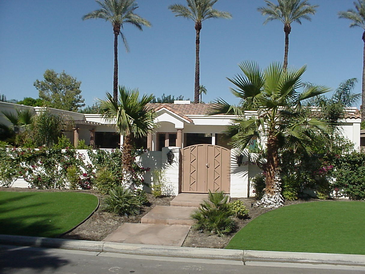 Pala+Palms+Exterior.JPG