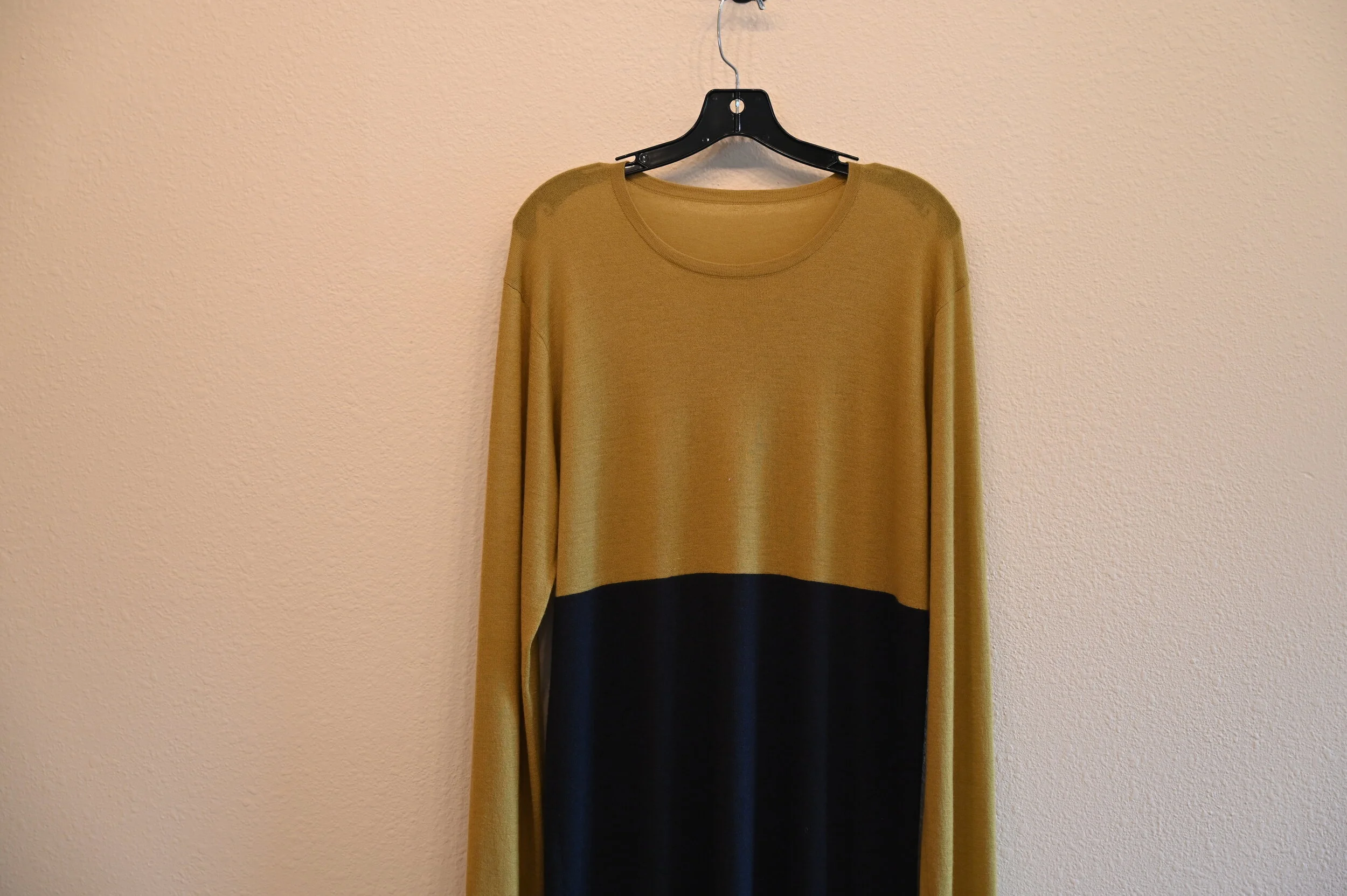 21 gold & navy...JPG