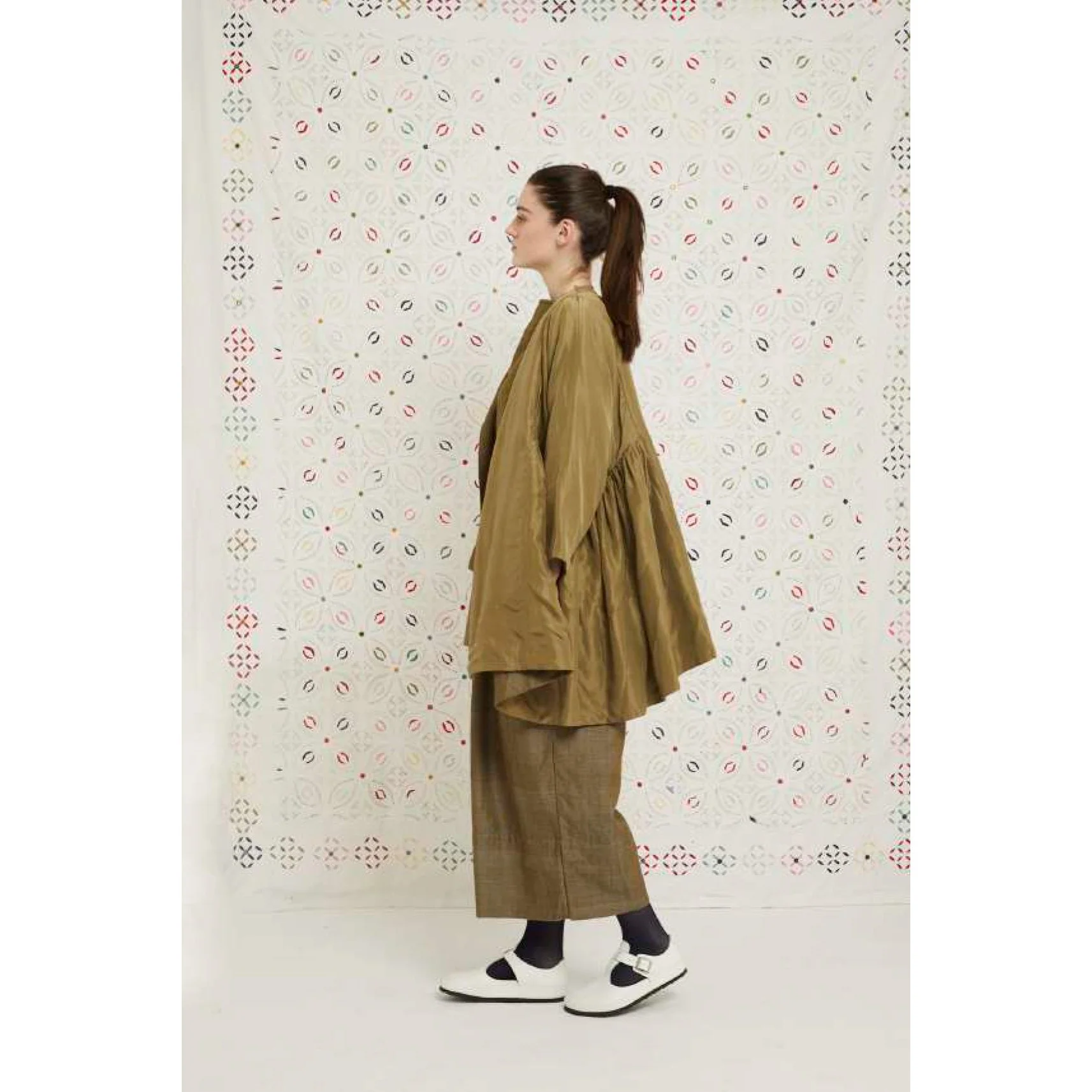 AODRESS_FW25_No17_GinaPant_02-web.jpg