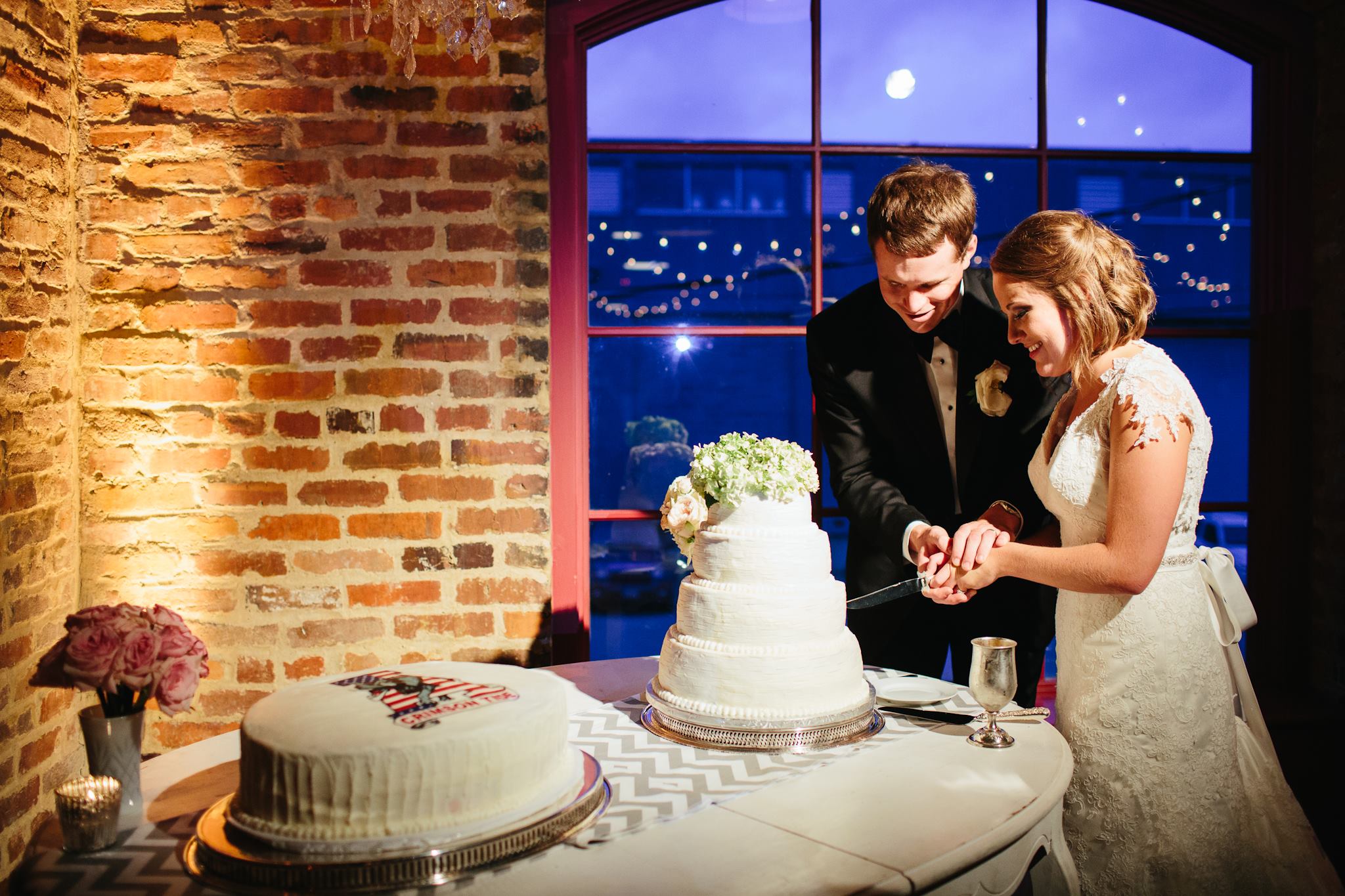 Cake_Houston_Station_Molly_Kirk_Nashville_Reception_Simply_Yours_Weddings_Alex_Bee_Photography.jpeg