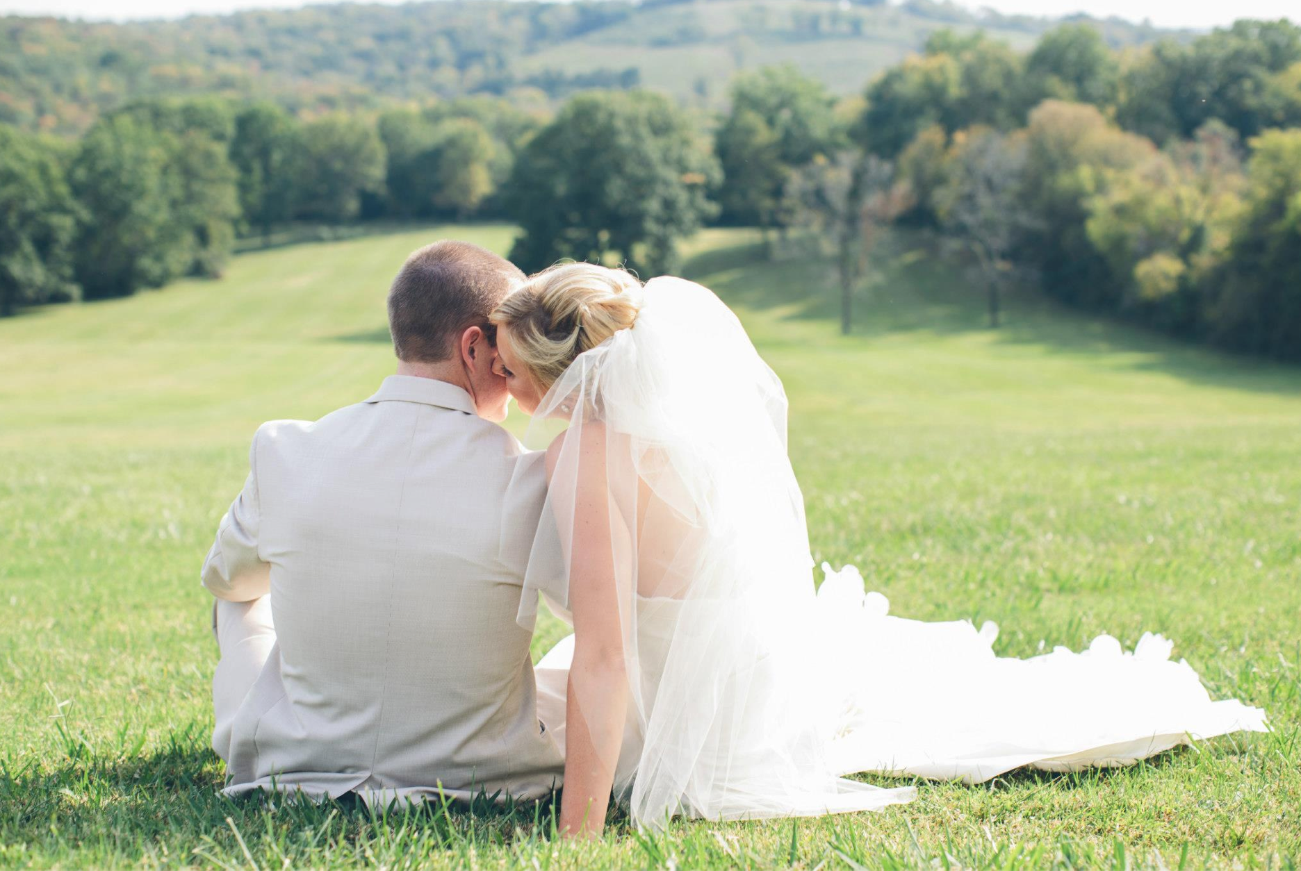 Liza_Palmer_Simply_Yours_Weddings.jpeg