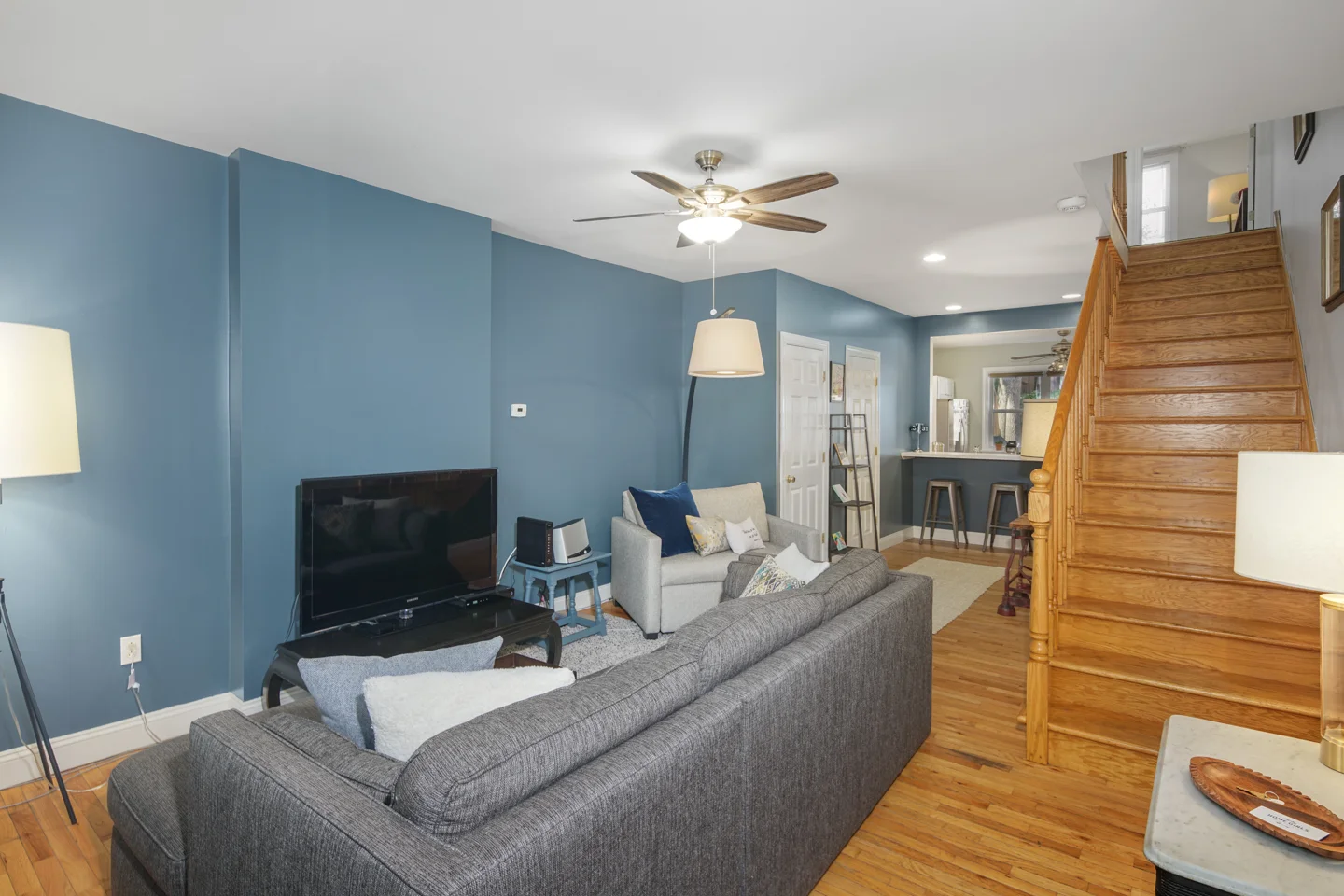 1829 Pemberton St-MLS-7.jpg