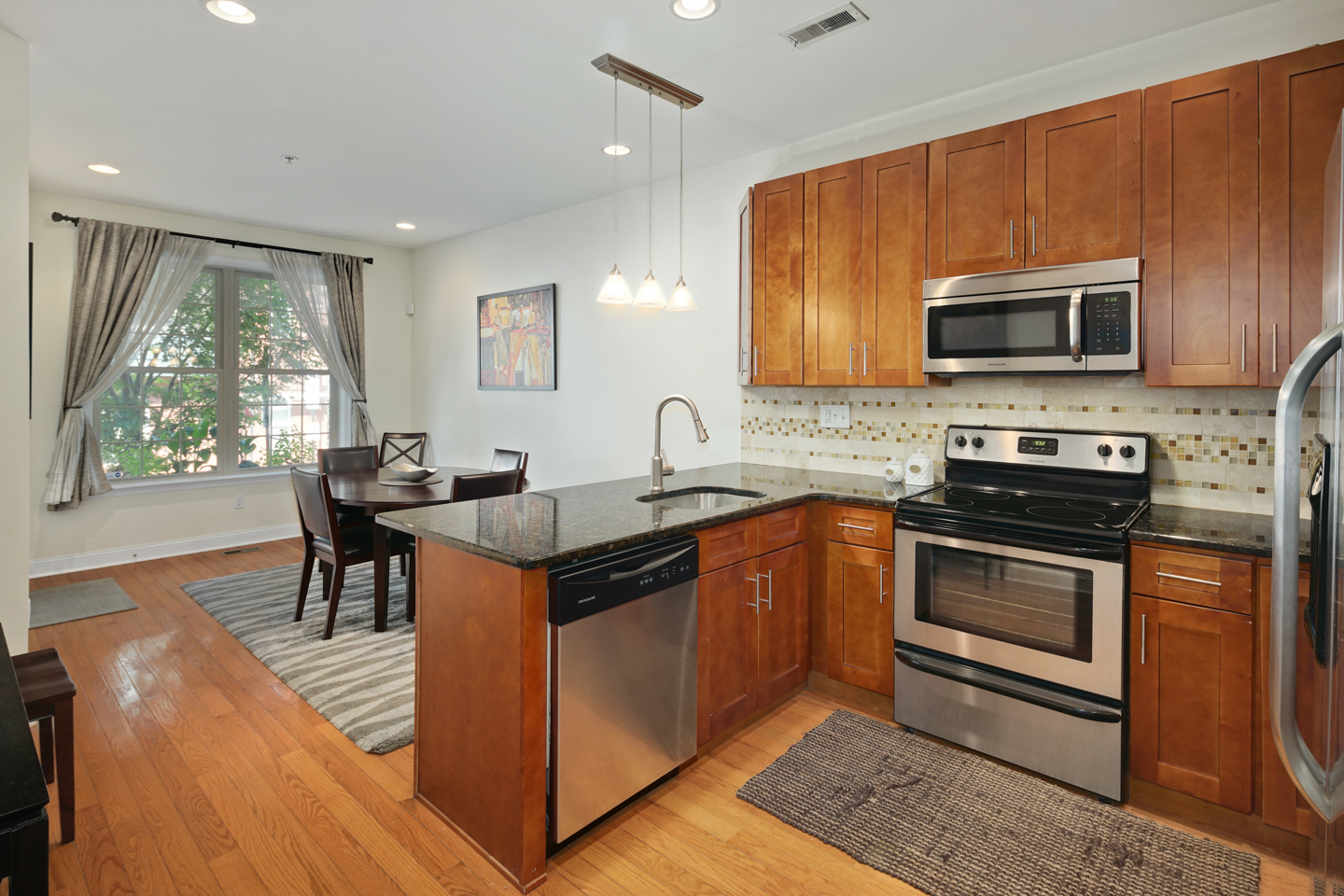 1017 S 20th St Apt B-MLS-5.jpg