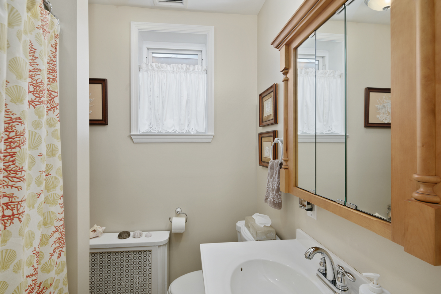 1125 Wolf St-MLS-5.jpg
