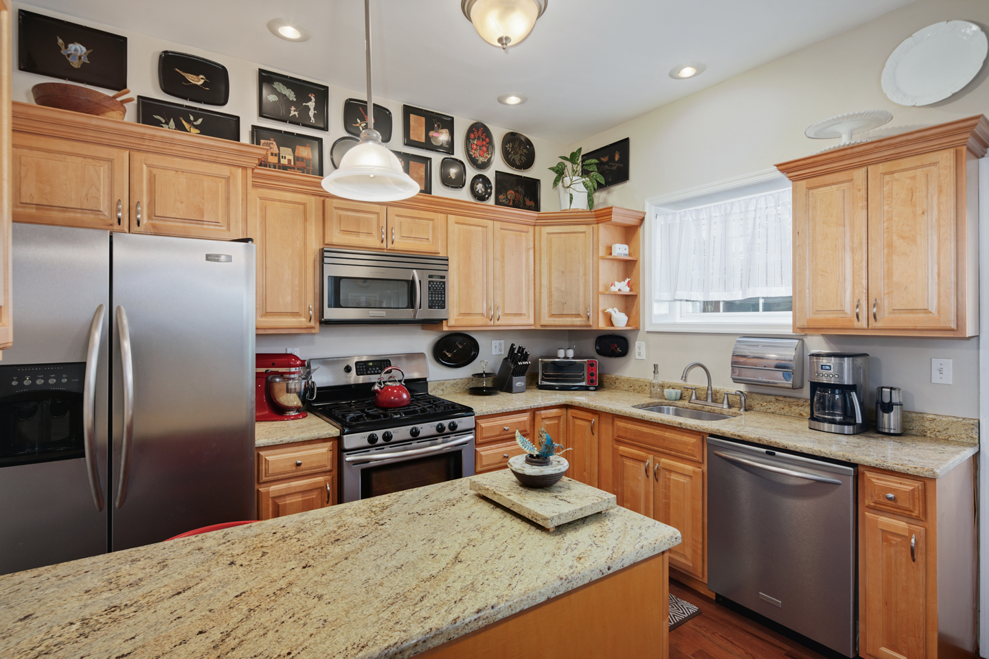 1125 Wolf St-MLS-19.jpg