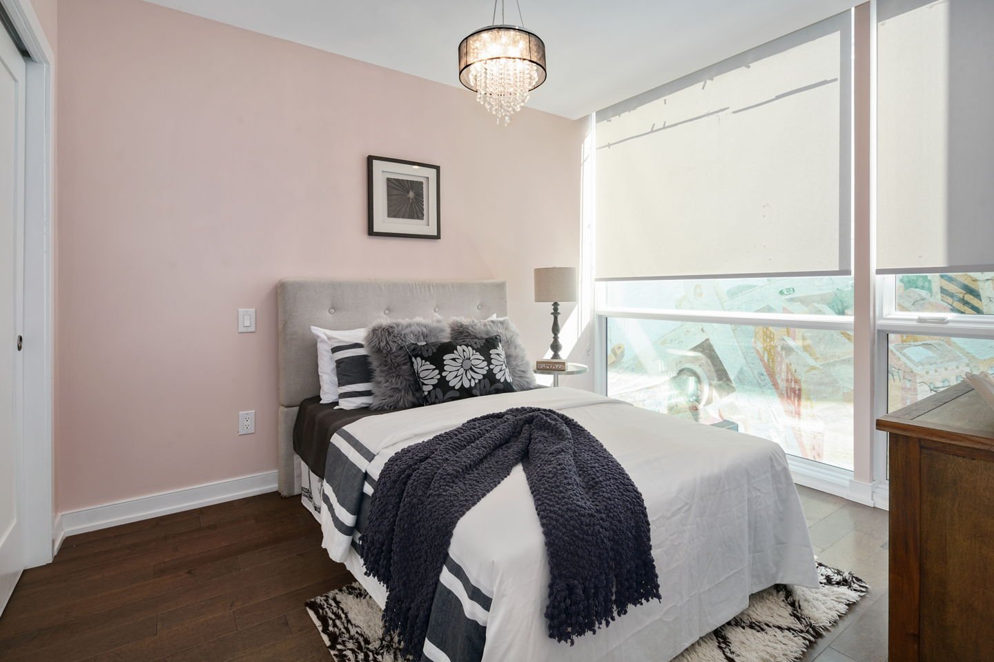 25-mls-230 Race St Unit C-Full-25.jpg