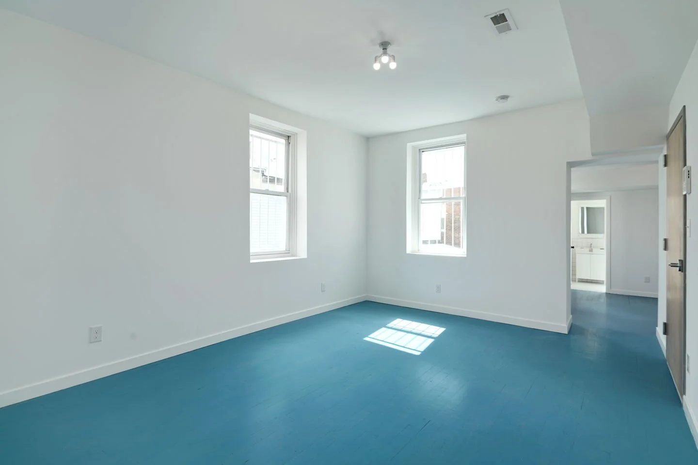 16-mls-2329 Frankford Ave-Full-16.jpg
