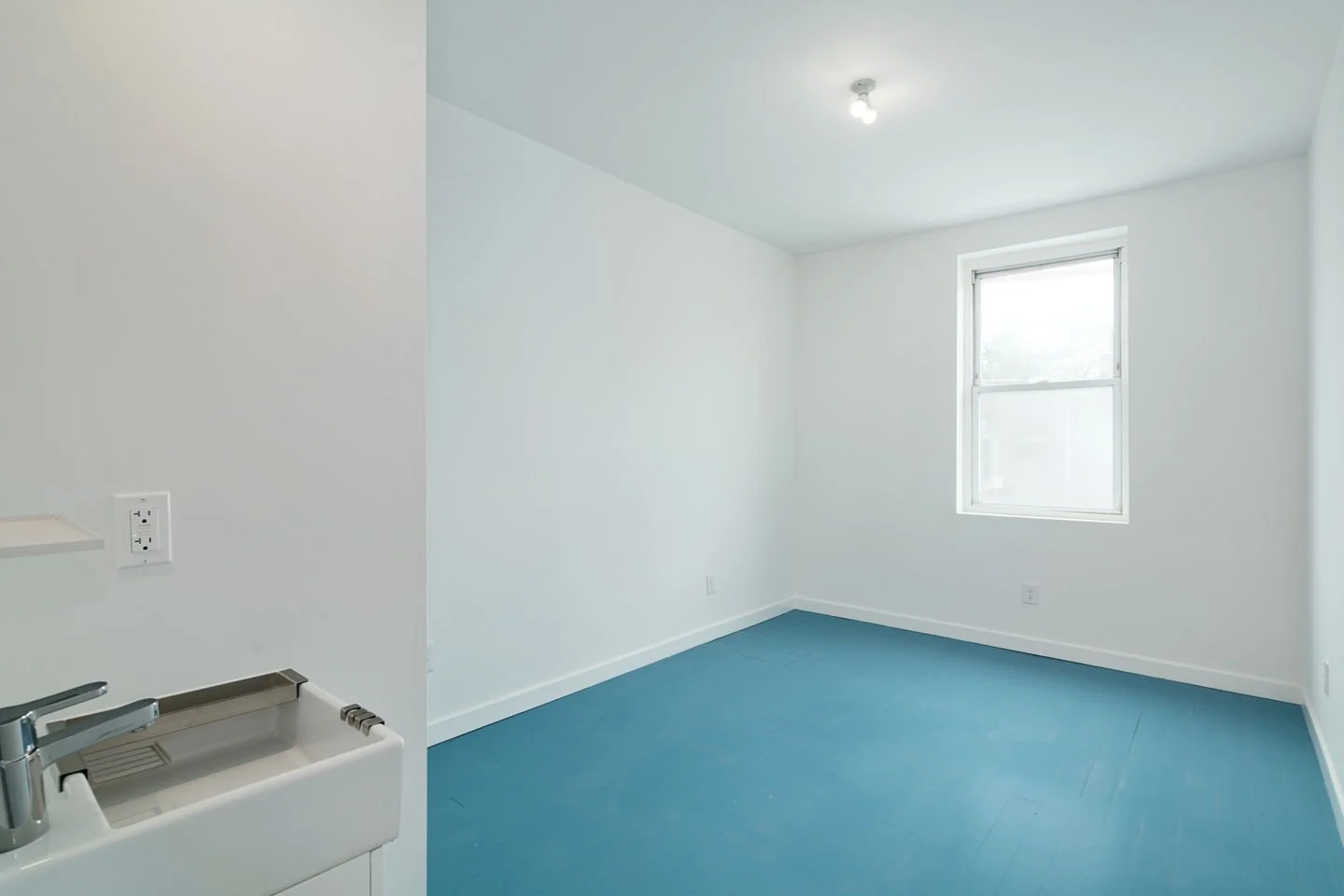 20-mls-2329 Frankford Ave-Full-20.jpg