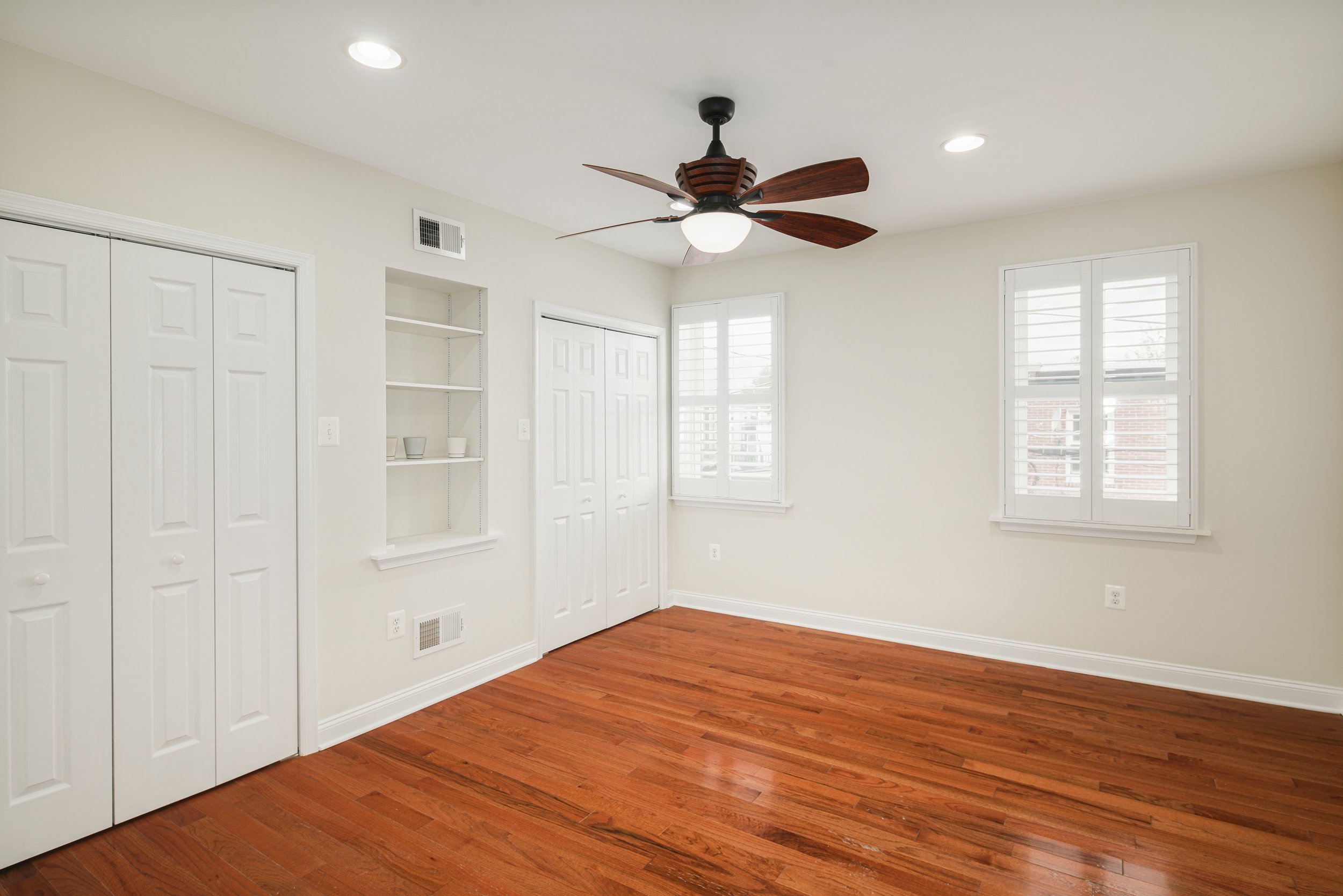 2221 Taggert St-Full-16.jpg