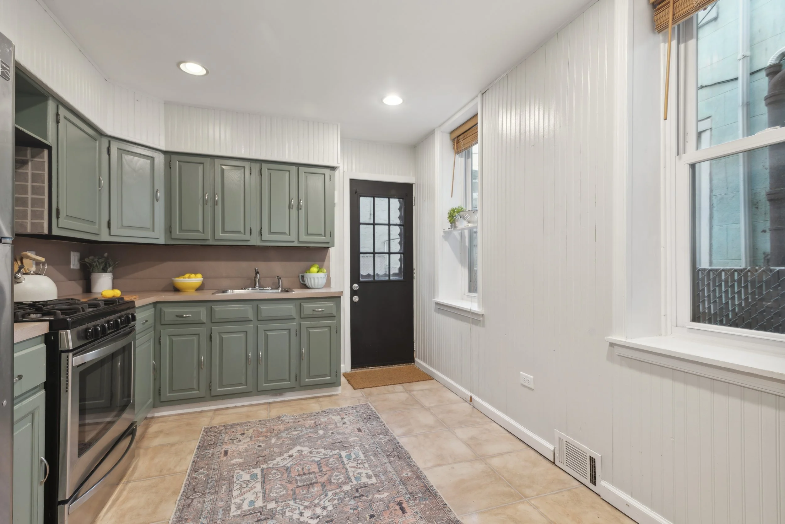 2557 E Lehigh Ave10.jpg