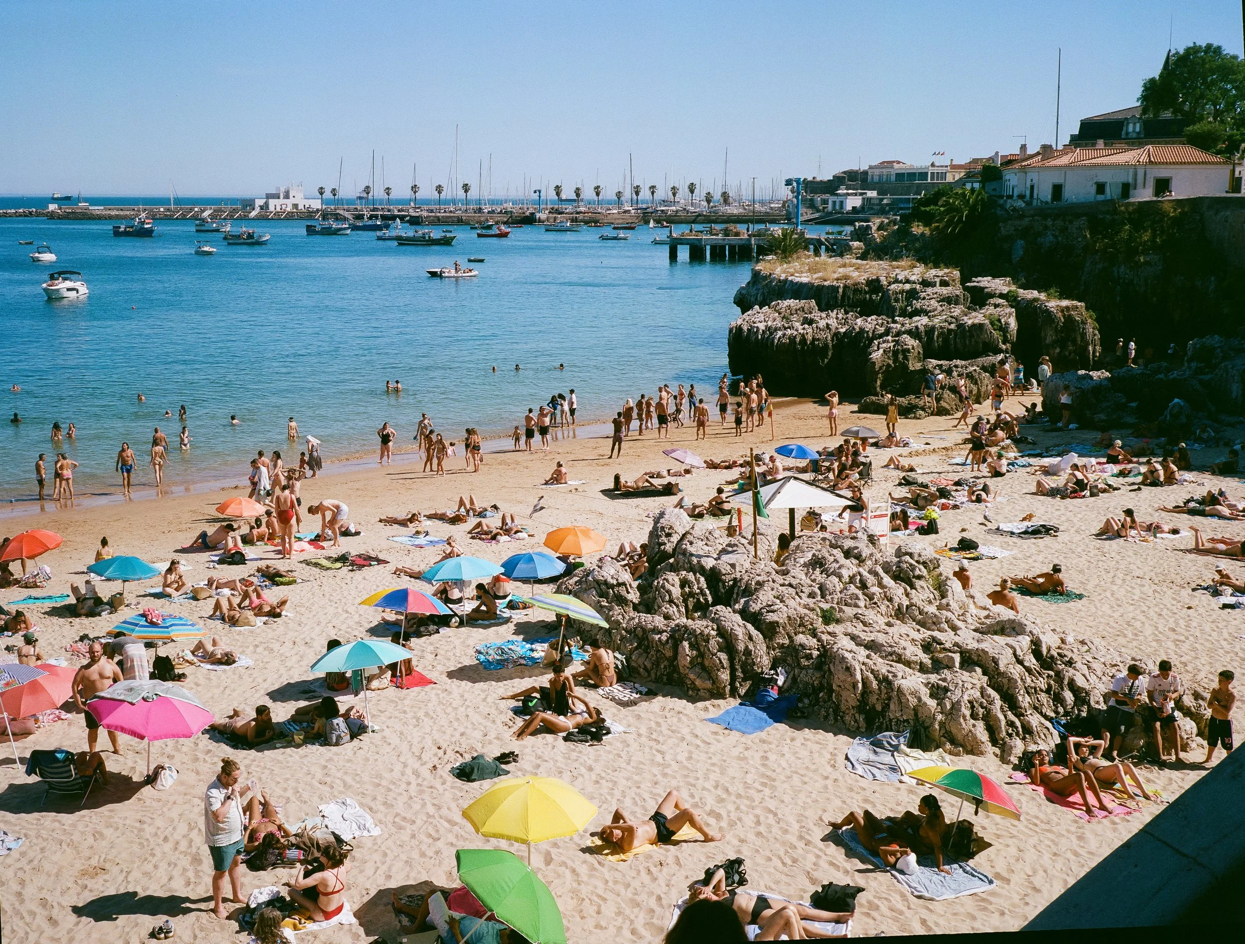 GIRL ON THE GO: Take me to Portugal! 