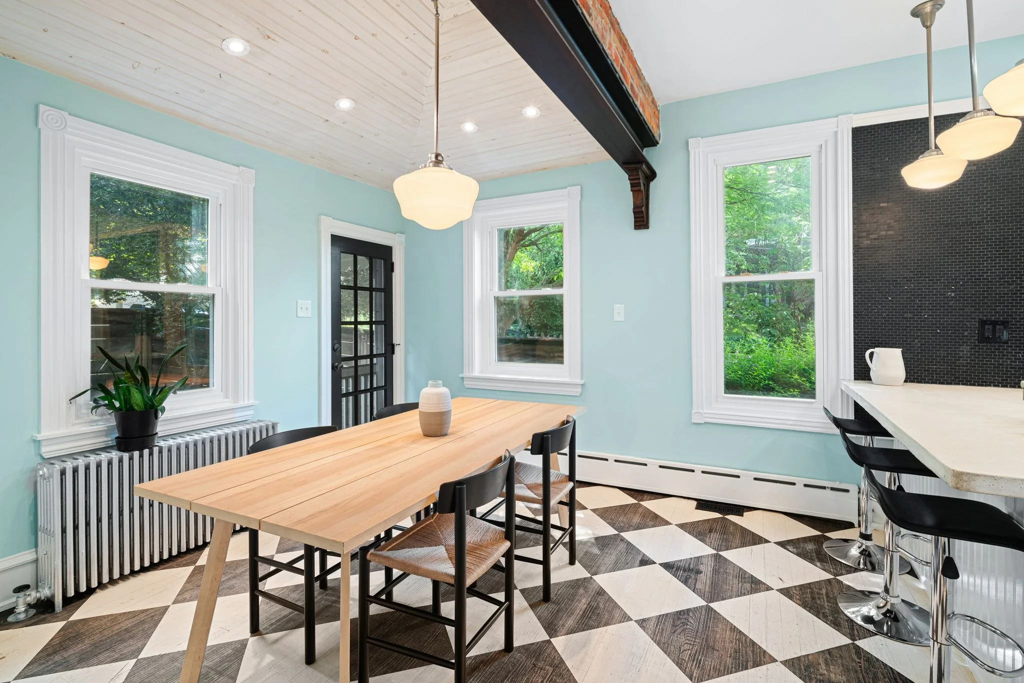 4403 Dexter St-Full-6.jpg