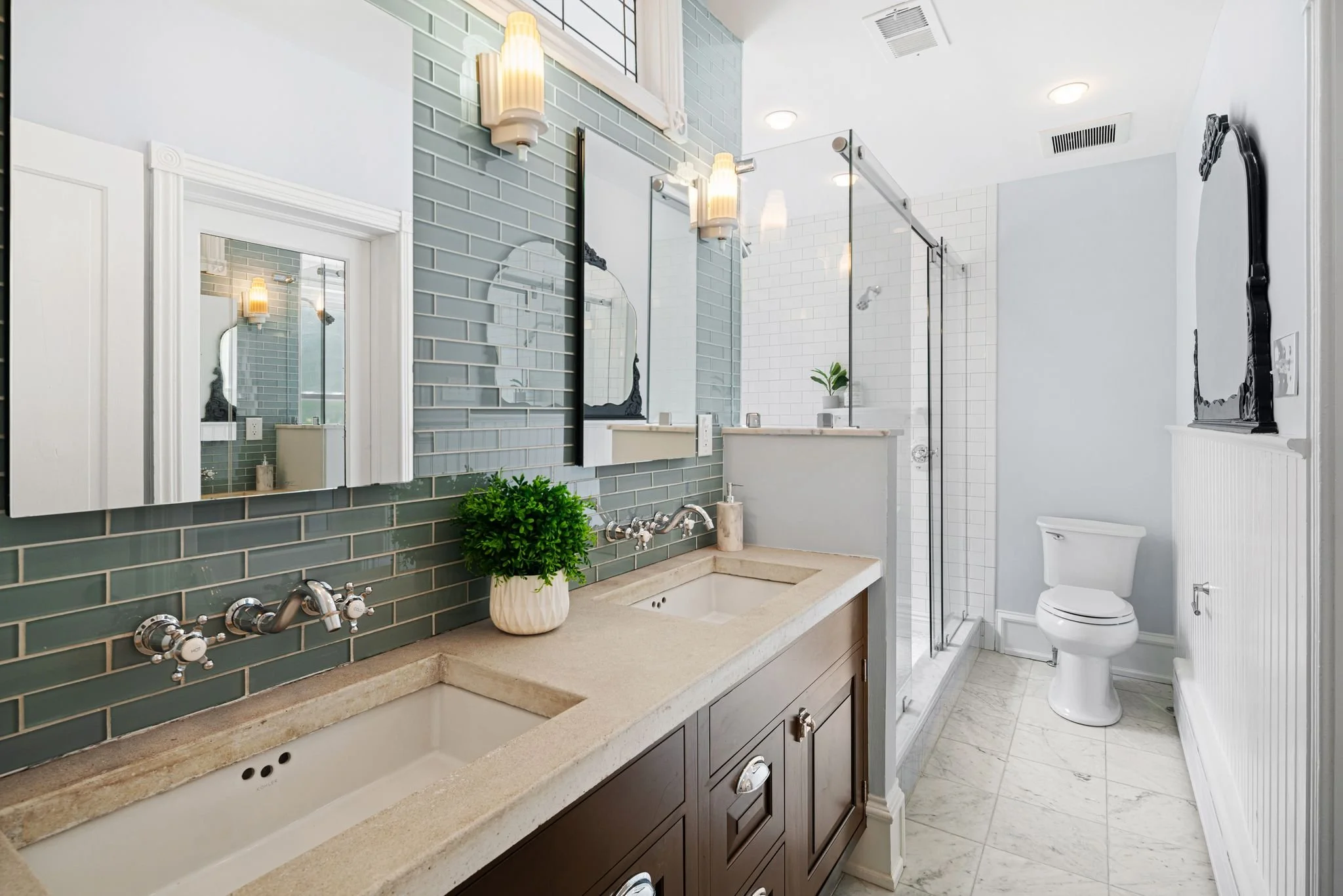 4403 Dexter St-Full-10.jpg