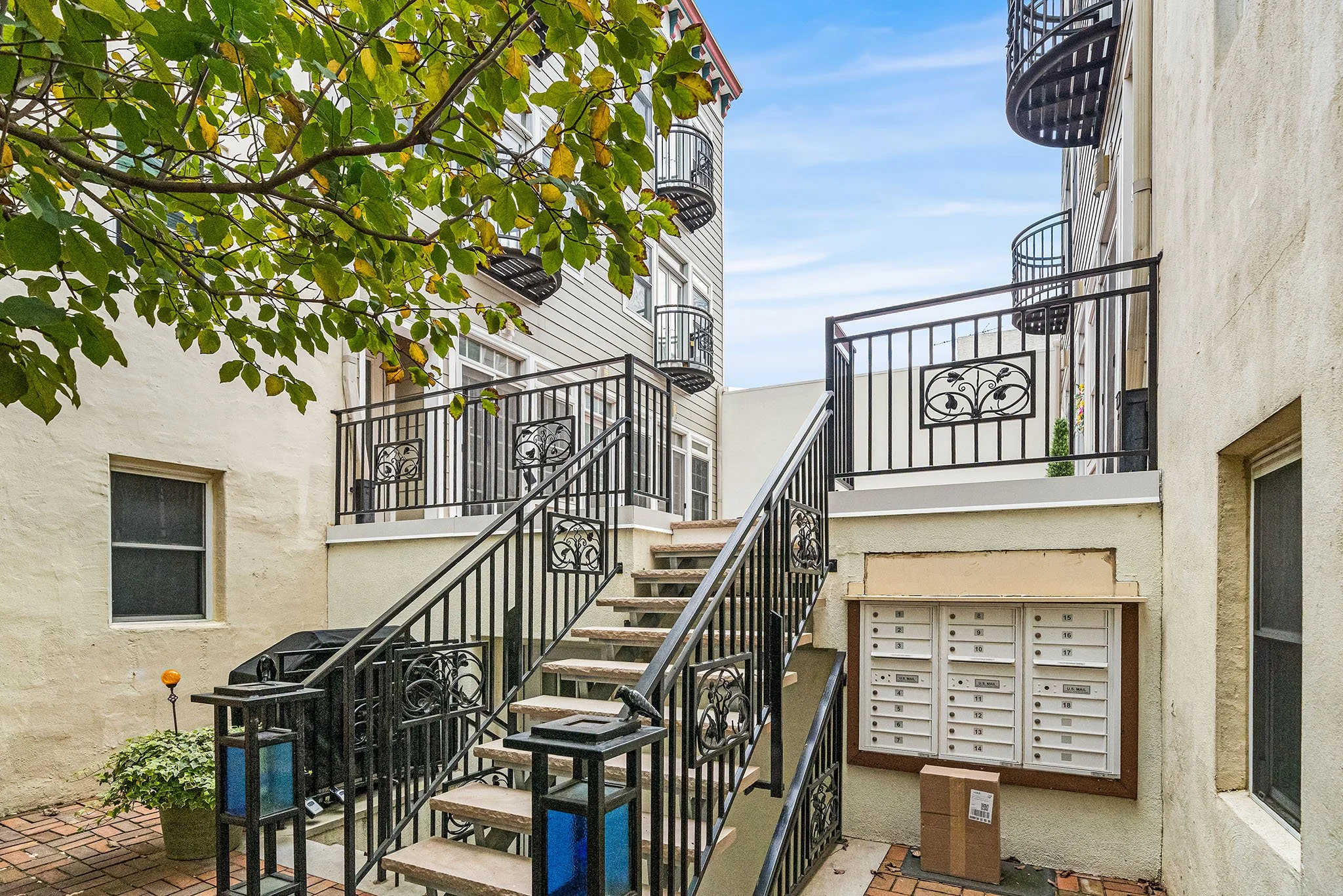 1221 Shackamaxon St. Unit 13 Philadelphia PA-06.jpg