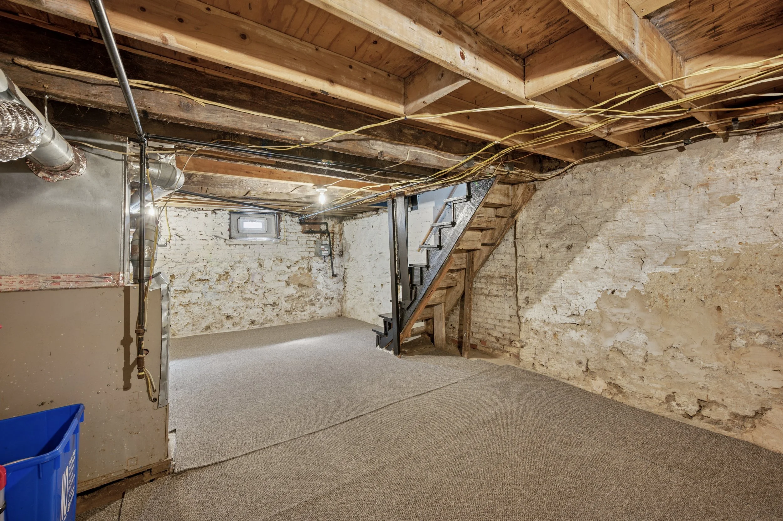 30-811 Schiller St_30.jpg