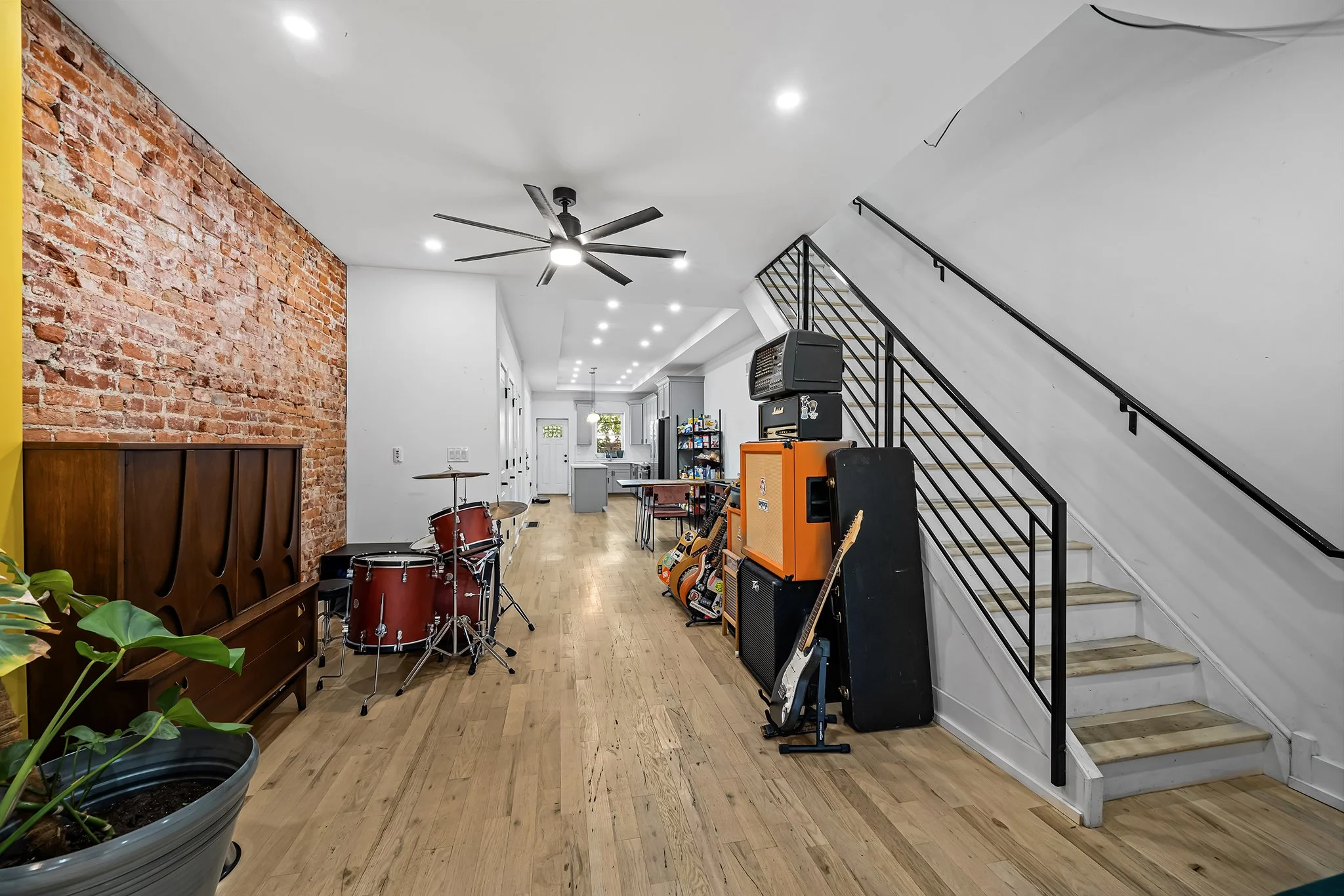 3215 W Norris St Philadelphia PA-008.jpg