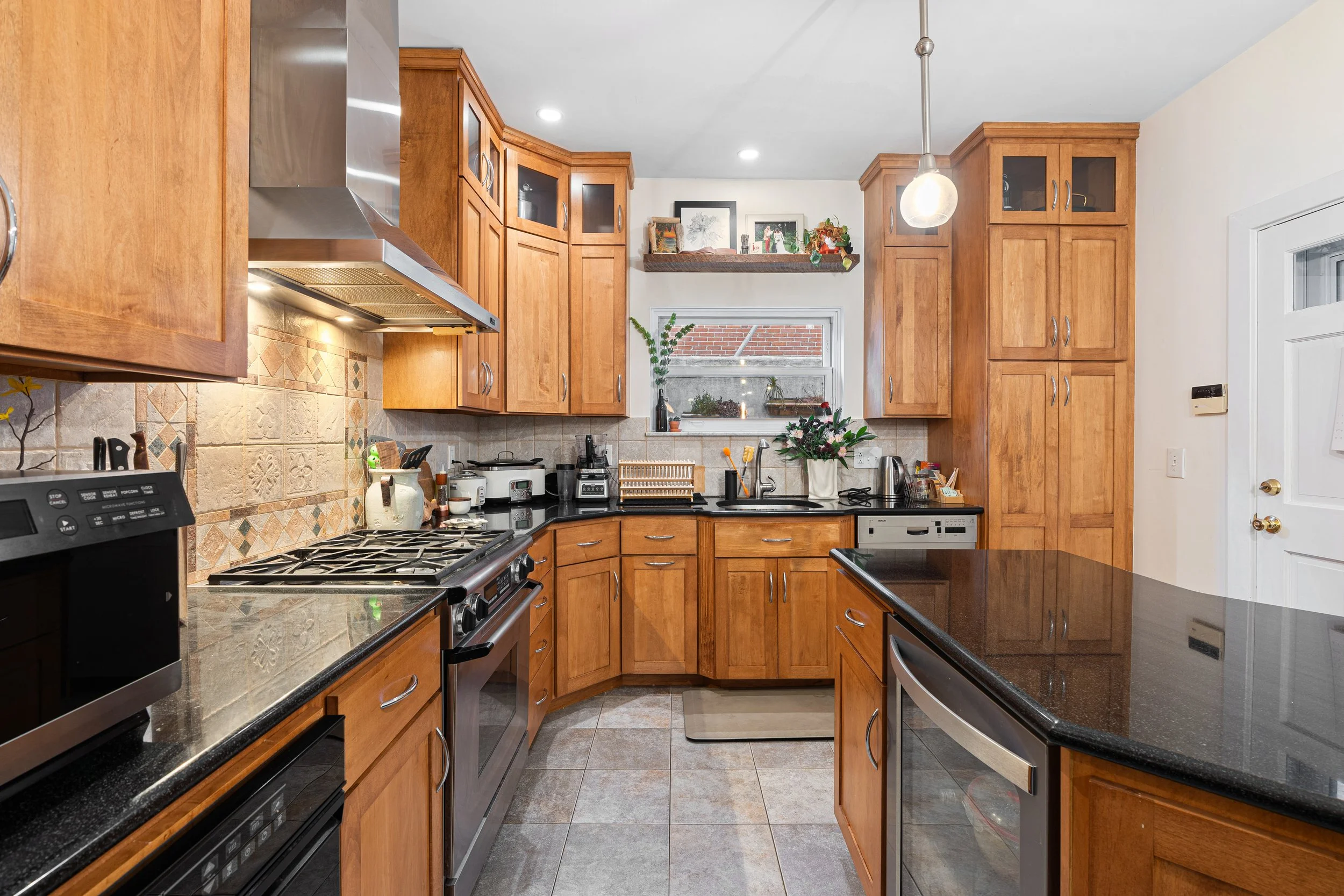 2629 Aspen St-Full-13.jpg