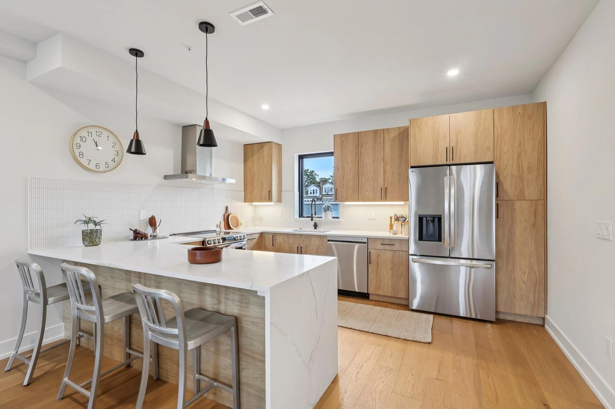 Two new addresses in West Alley Row are now #justlisted ! Pull on into your two car garage, and step into Paradise- literally. It's located in the Paradise neighborhood, a quiet pocket neighborhood with easy walkability to #eastfalls  restaurants and