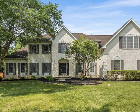 We are so grateful for her hard work and highly recommend her services!