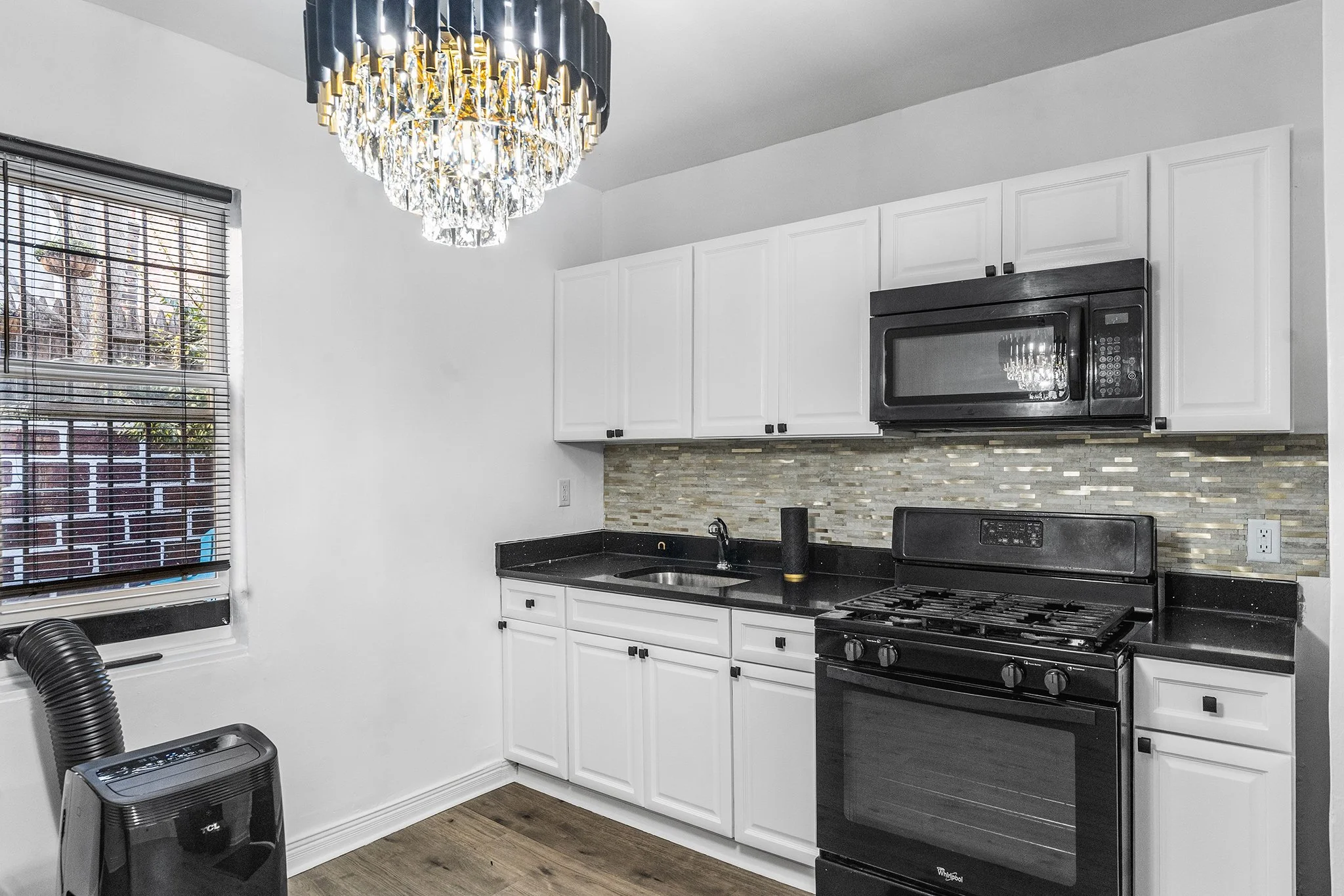 811 W Schiller St, Philadelphia, PA-12.jpg