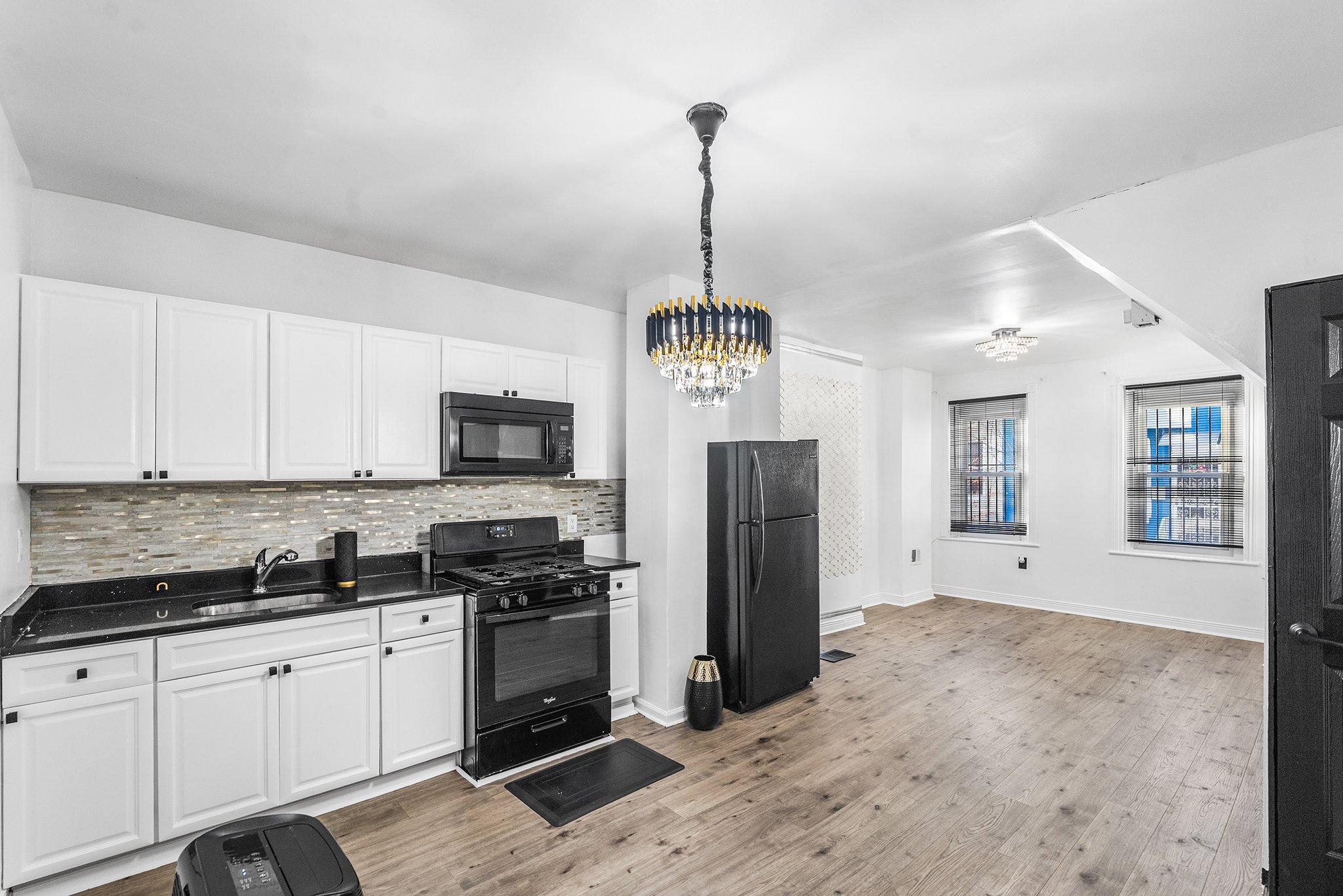 811 W Schiller St, Philadelphia, PA-09.jpg