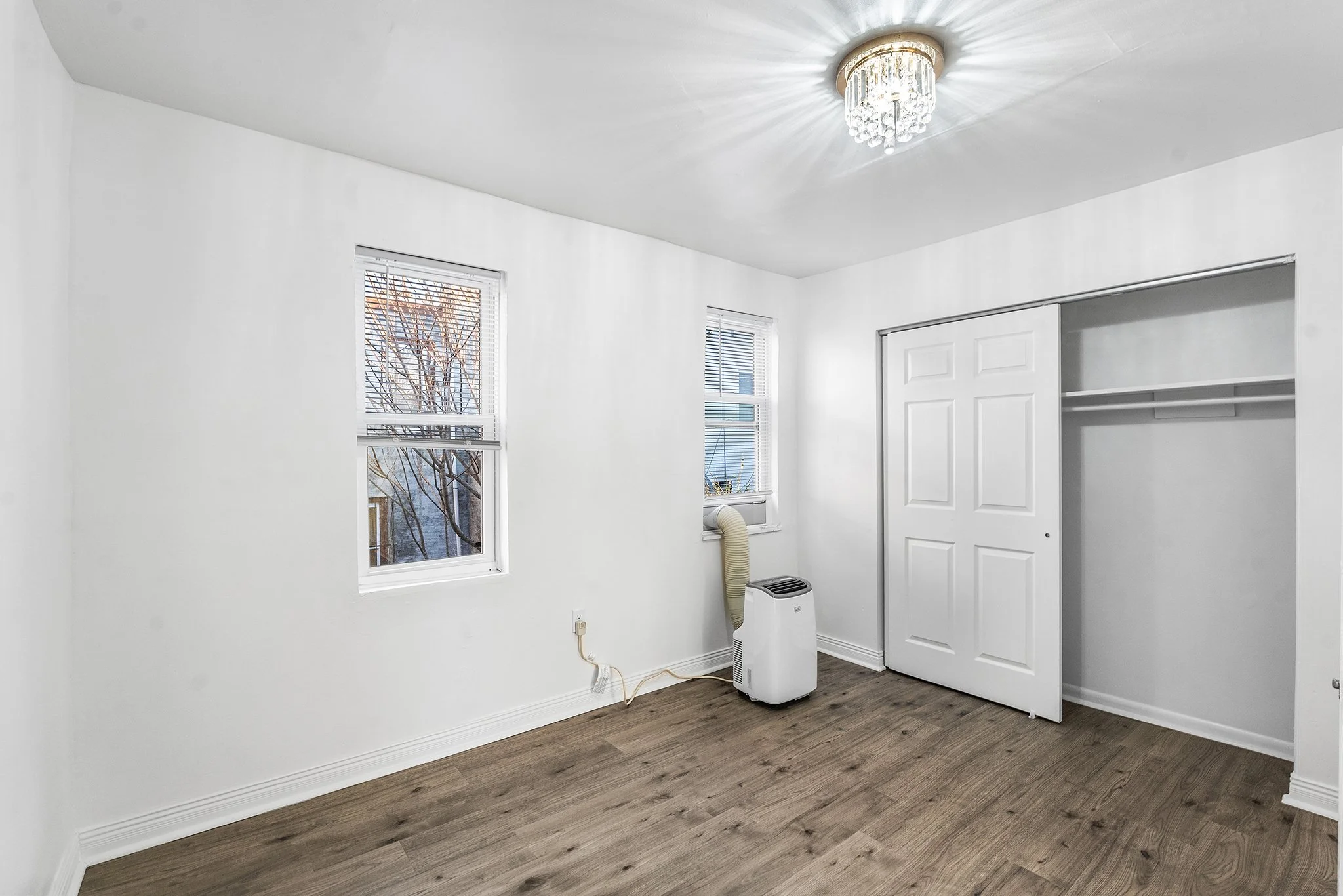 811 W Schiller St, Philadelphia, PA-20.jpg