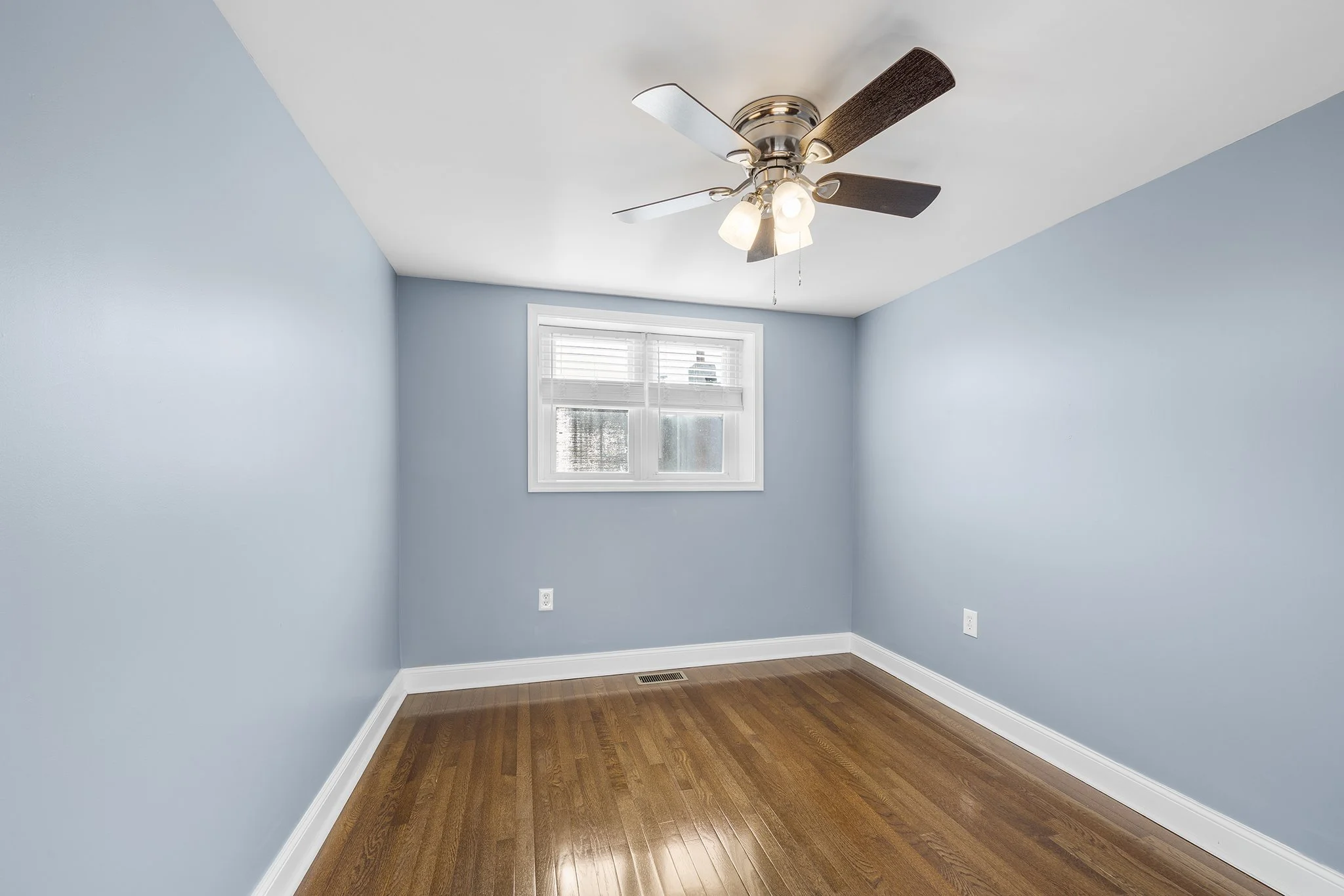 2943 E Thompson St Philadelphia, PA-16.jpg