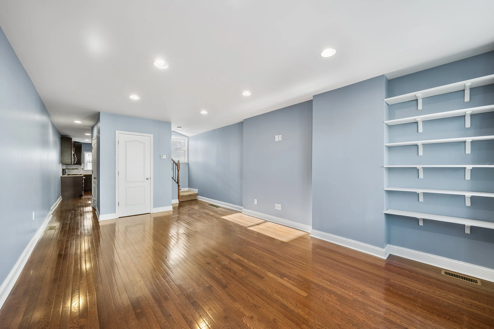 ✨JUST LISTED and OPEN HOUSE✨ Welcome home! This Port Richmond ready-to-move- in cutie is waiting for you! Hardwood floors, 2.5 baths (a rarity in a PR row home) and located in a great walkable spot (just steps from the fabulous @ellieandbirdphl ). Th