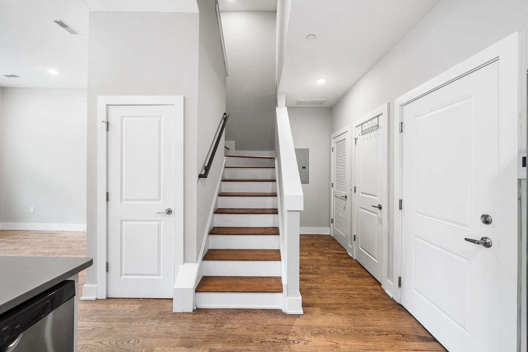 963 Shackamaxon St #4, Philadelphia, PA-19.jpg