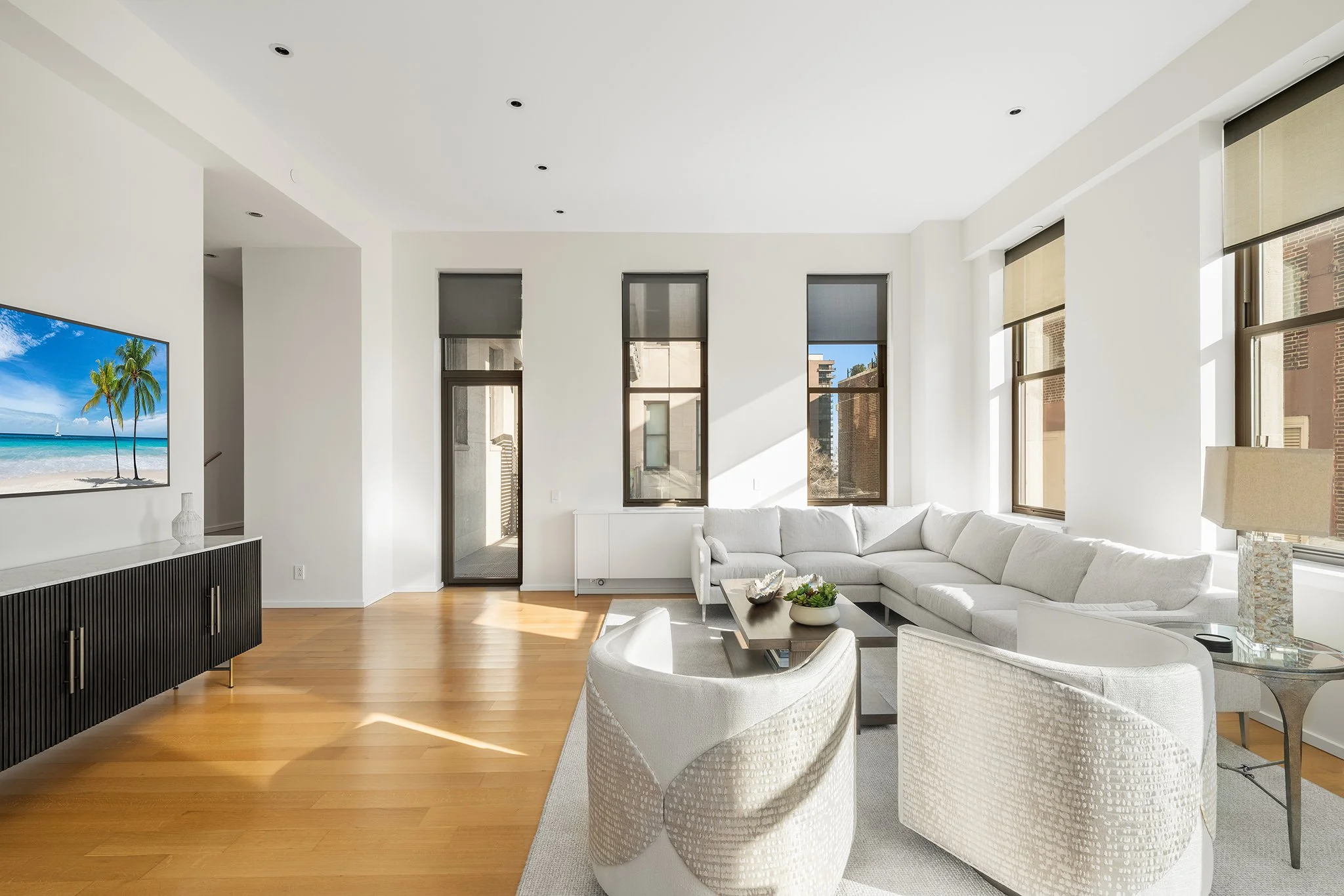 210 W Washington Sq #6SW-23.jpg