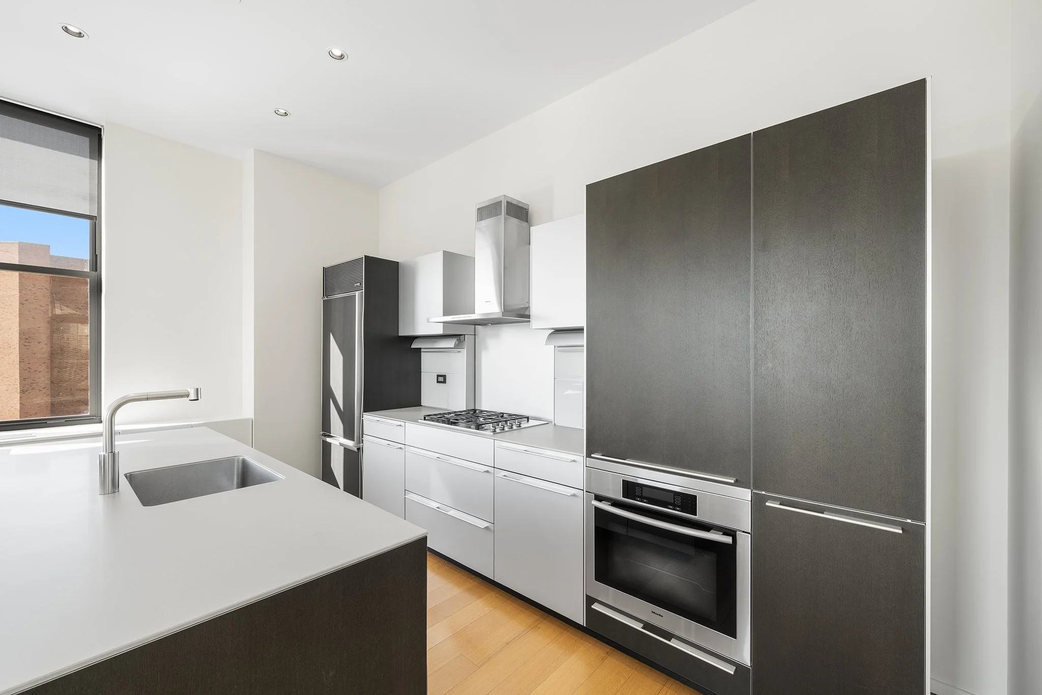 210 W Washington Sq #6SW-29.jpg