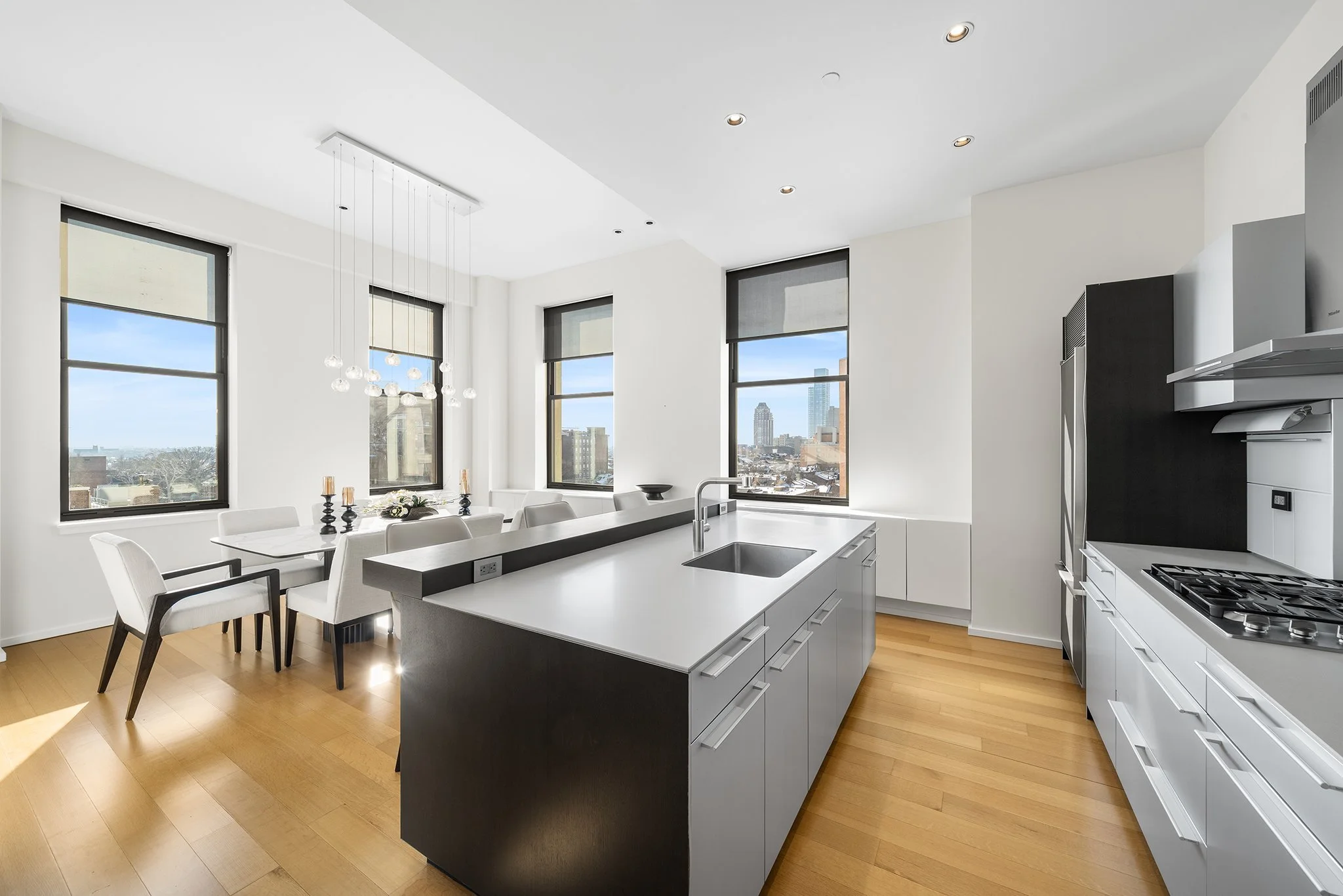 210 W Washington Sq #6SW-30.jpg