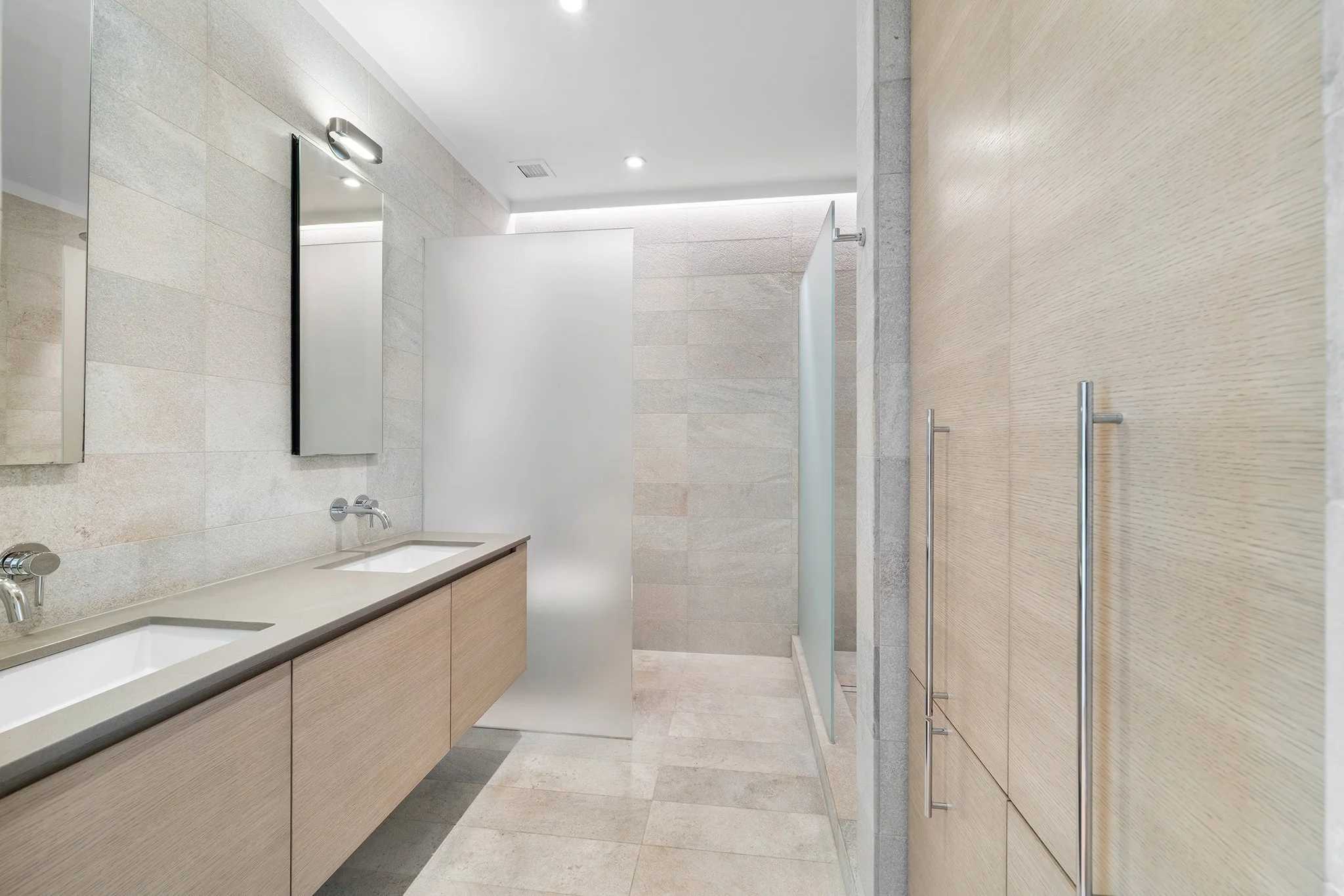 210 W Washington Sq #6SW-39.jpg