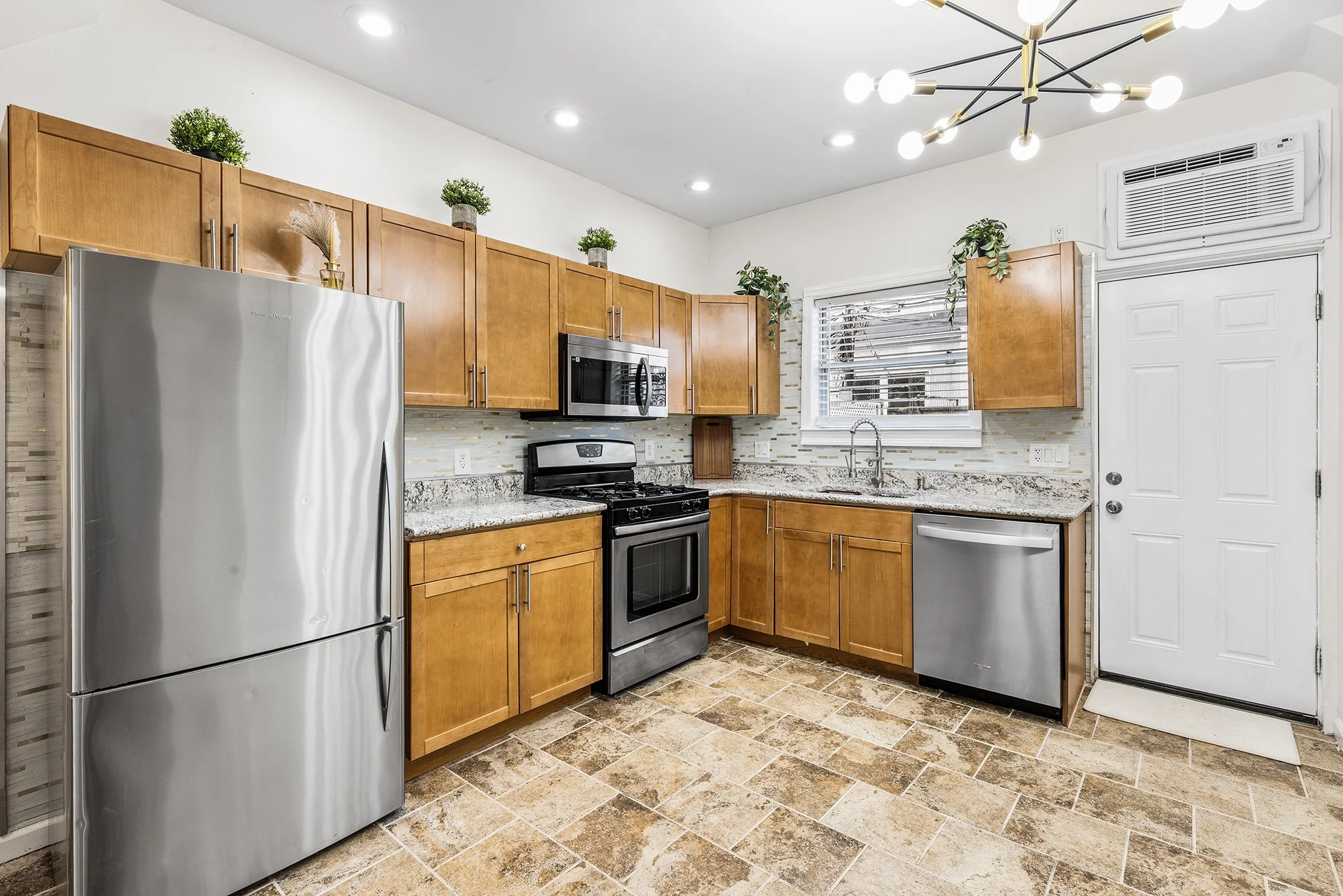 2335 S Chadwick St, Phila PA-08.jpg