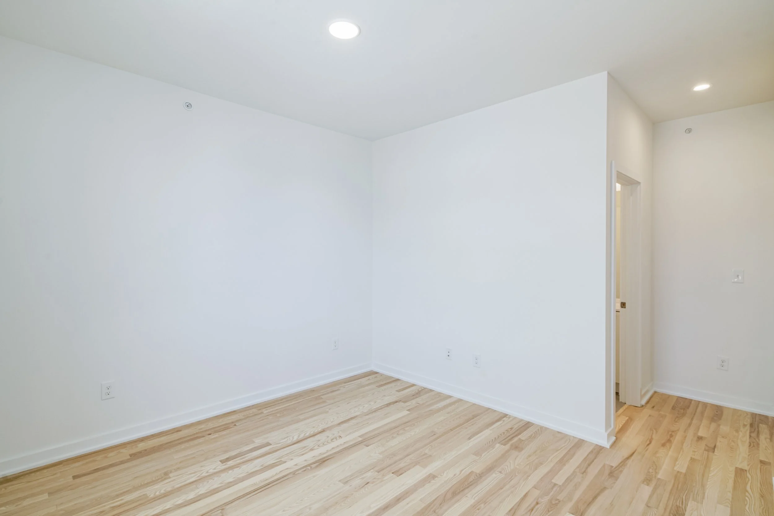 1841 E Harold St-MLS-63.jpg