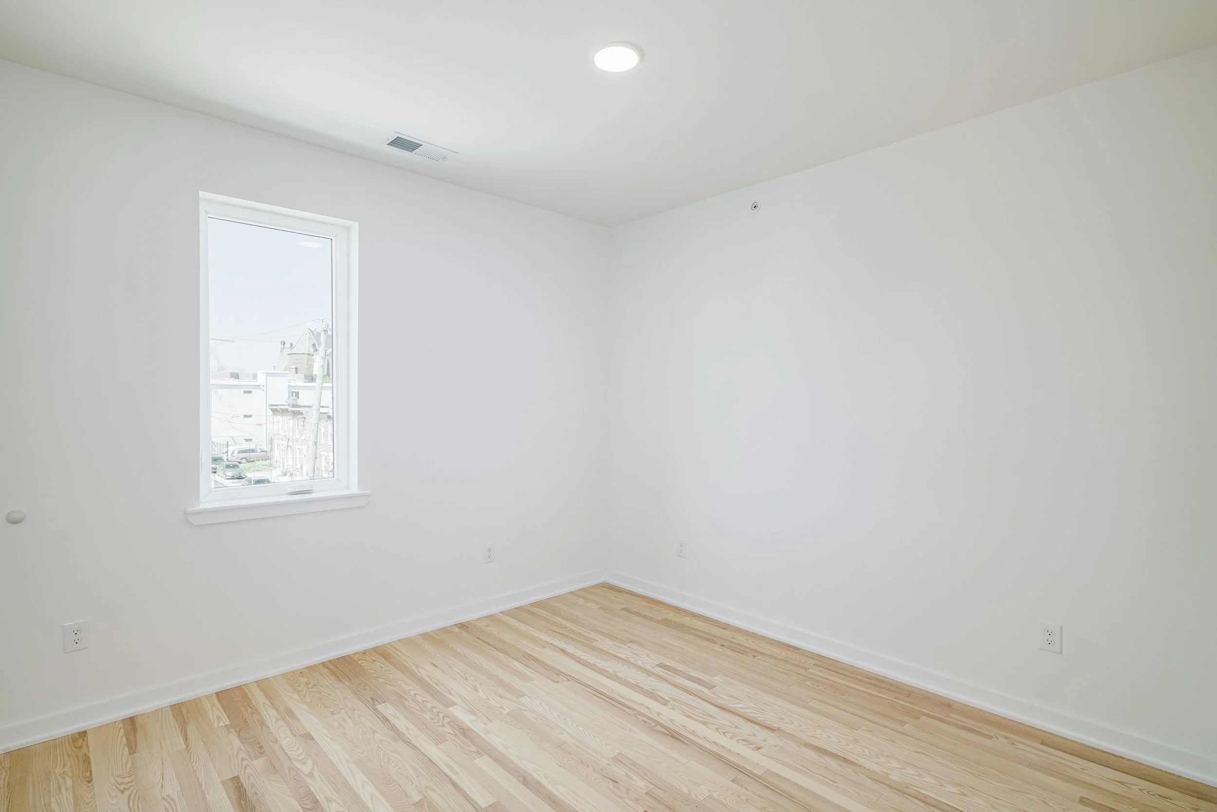 1841 E Harold St-MLS-65.jpg